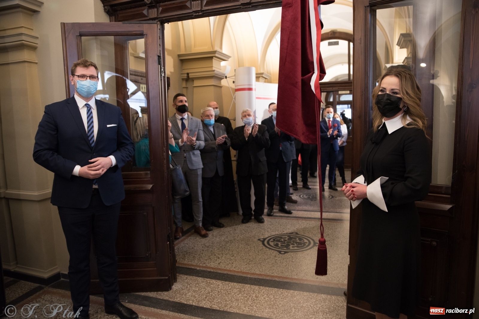 Zdjęcie w galerii na portalu naszraciborz.pl: Historyczny moment w dziejach Raciborza. Gmach dawnego Sądu Krajowego odzyskał pierwotne funkcje [FOTO i WIDEO] wiadomości z regionu