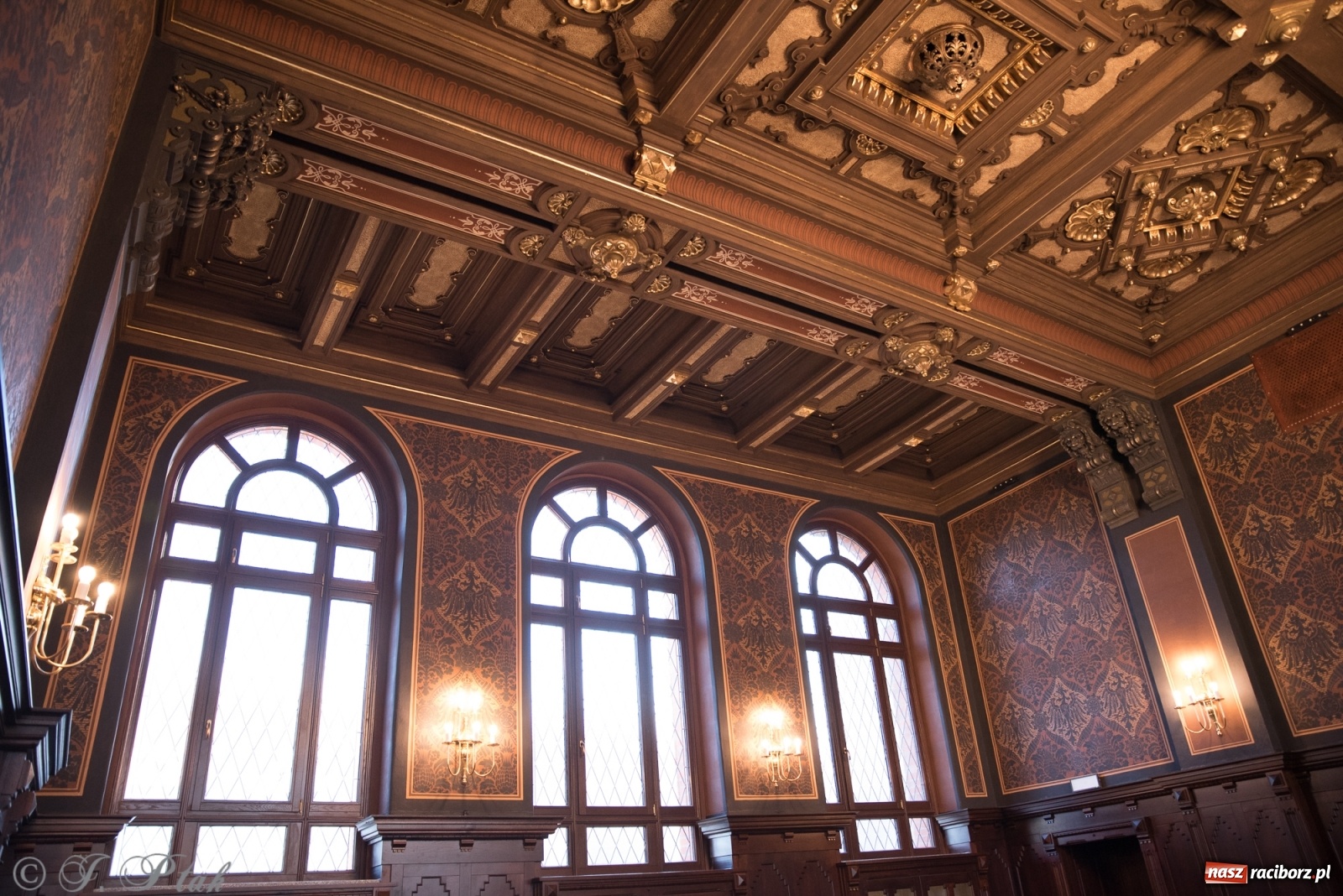 Zdjęcie w galerii na portalu naszraciborz.pl: Historyczny moment w dziejach Raciborza. Gmach dawnego Sądu Krajowego odzyskał pierwotne funkcje [FOTO i WIDEO] wiadomości z regionu