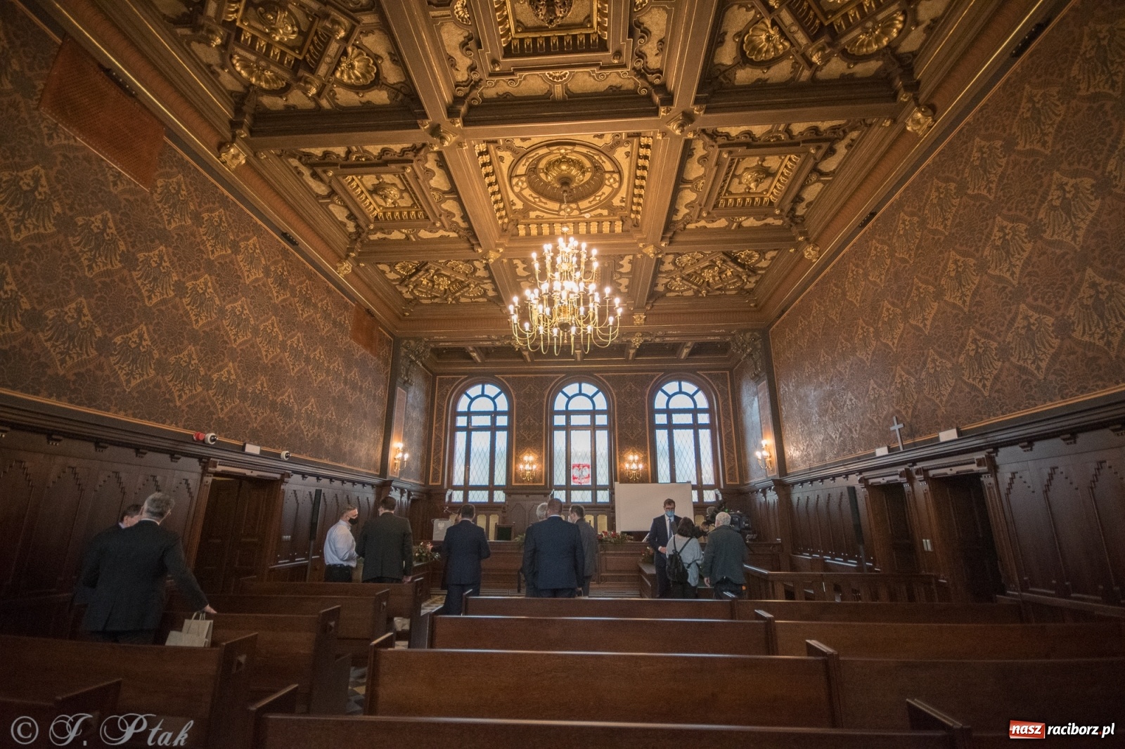 Zdjęcie w galerii na portalu naszraciborz.pl: Historyczny moment w dziejach Raciborza. Gmach dawnego Sądu Krajowego odzyskał pierwotne funkcje [FOTO i WIDEO] wiadomości z regionu