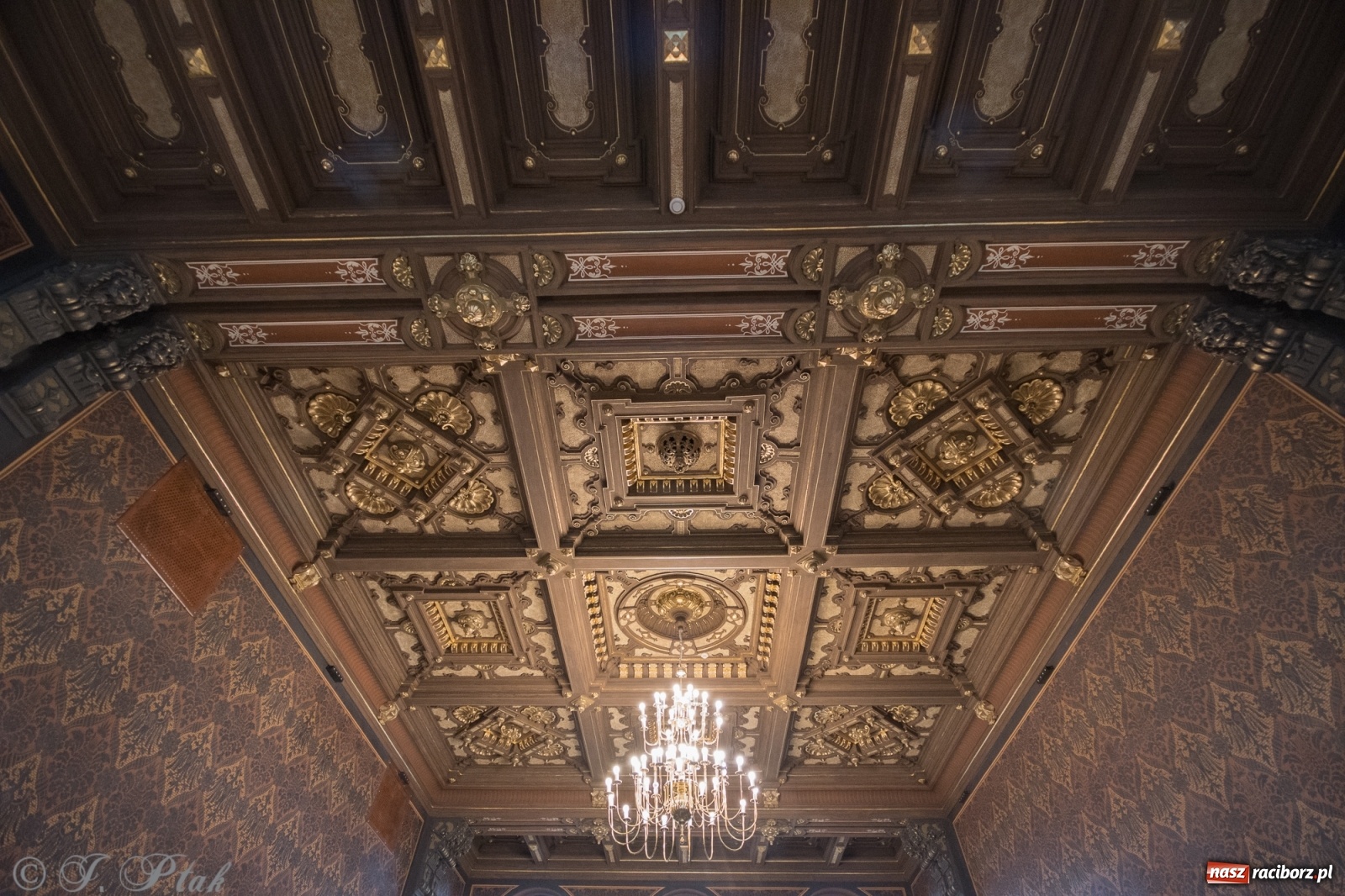 Zdjęcie w galerii na portalu naszraciborz.pl: Historyczny moment w dziejach Raciborza. Gmach dawnego Sądu Krajowego odzyskał pierwotne funkcje [FOTO i WIDEO] wiadomości z regionu