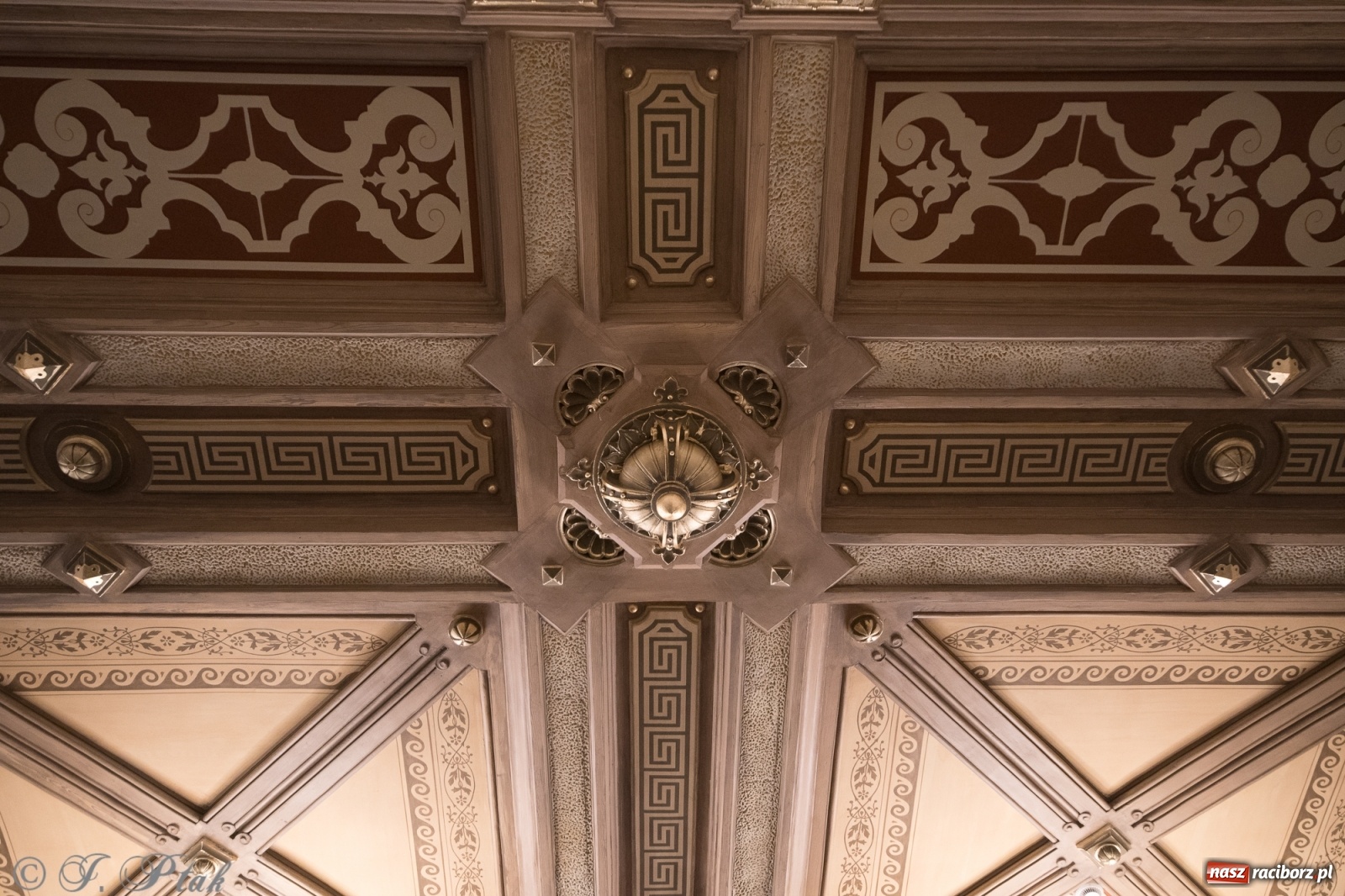 Zdjęcie w galerii na portalu naszraciborz.pl: Historyczny moment w dziejach Raciborza. Gmach dawnego Sądu Krajowego odzyskał pierwotne funkcje [FOTO i WIDEO] wiadomości z regionu