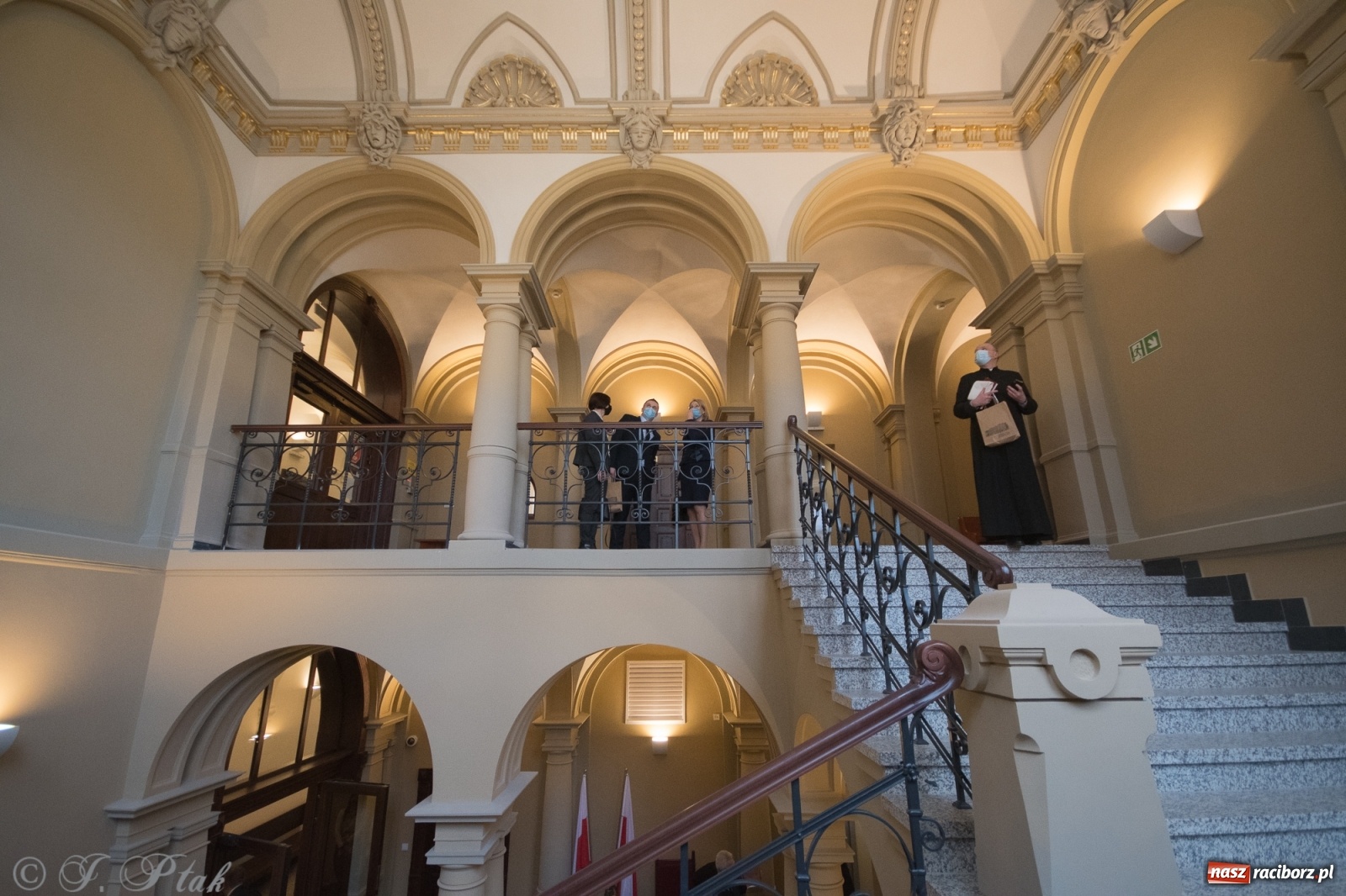 Zdjęcie w galerii na portalu naszraciborz.pl: Historyczny moment w dziejach Raciborza. Gmach dawnego Sądu Krajowego odzyskał pierwotne funkcje [FOTO i WIDEO] wiadomości z regionu