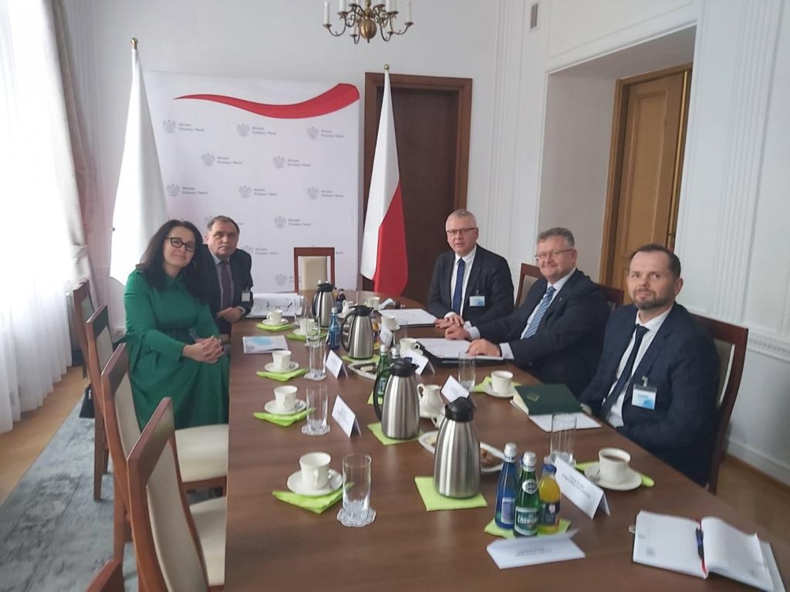 Zdjęcie w galerii na portalu naszraciborz.pl: Światełko w tunelu. Samorządowcy z powiatu raciborskiego u ministra Czarnka wiadomości z regionu