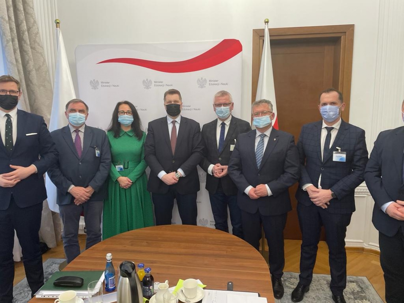 Zdjęcie w galerii na portalu naszraciborz.pl: Światełko w tunelu. Samorządowcy z powiatu raciborskiego u ministra Czarnka wiadomości z regionu