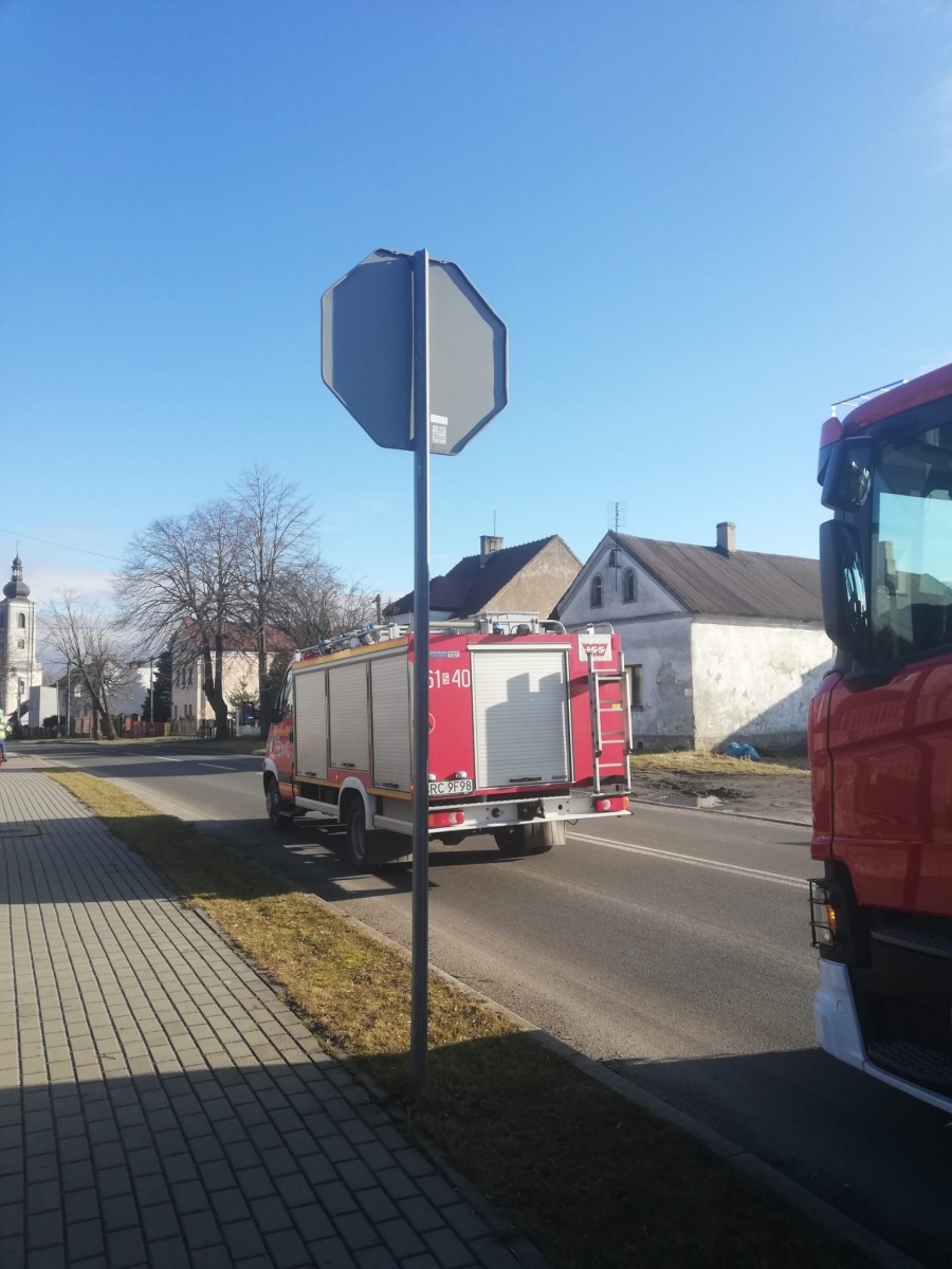 Zdjęcie w galerii na portalu naszraciborz.pl: Raport 998. Volkswagen i audi zderzyły się w Bieńkowicach [FOTO] wiadomości z regionu