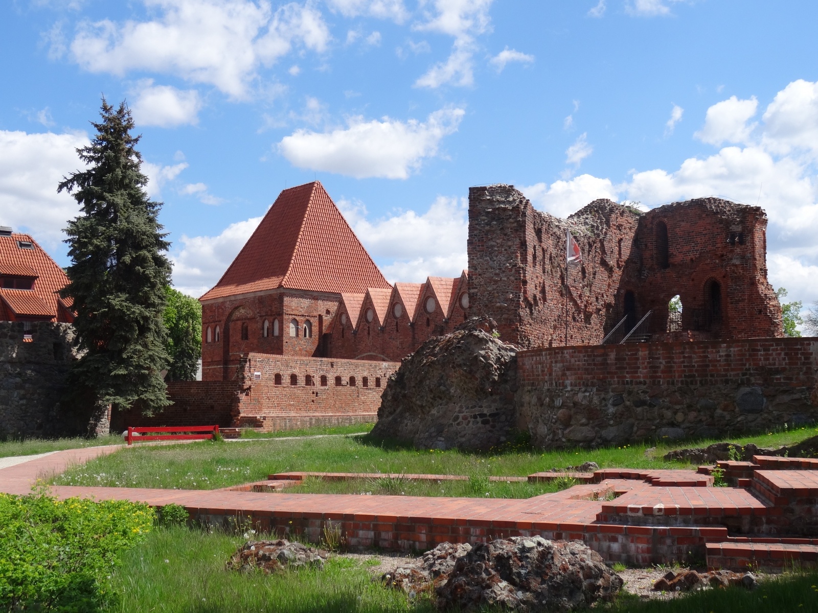 Zdjęcie w galerii na portalu naszraciborz.pl: Toruń - miasto wielu twarzy. Poznaj je z Orinoko Art&Travel!  wiadomości z regionu