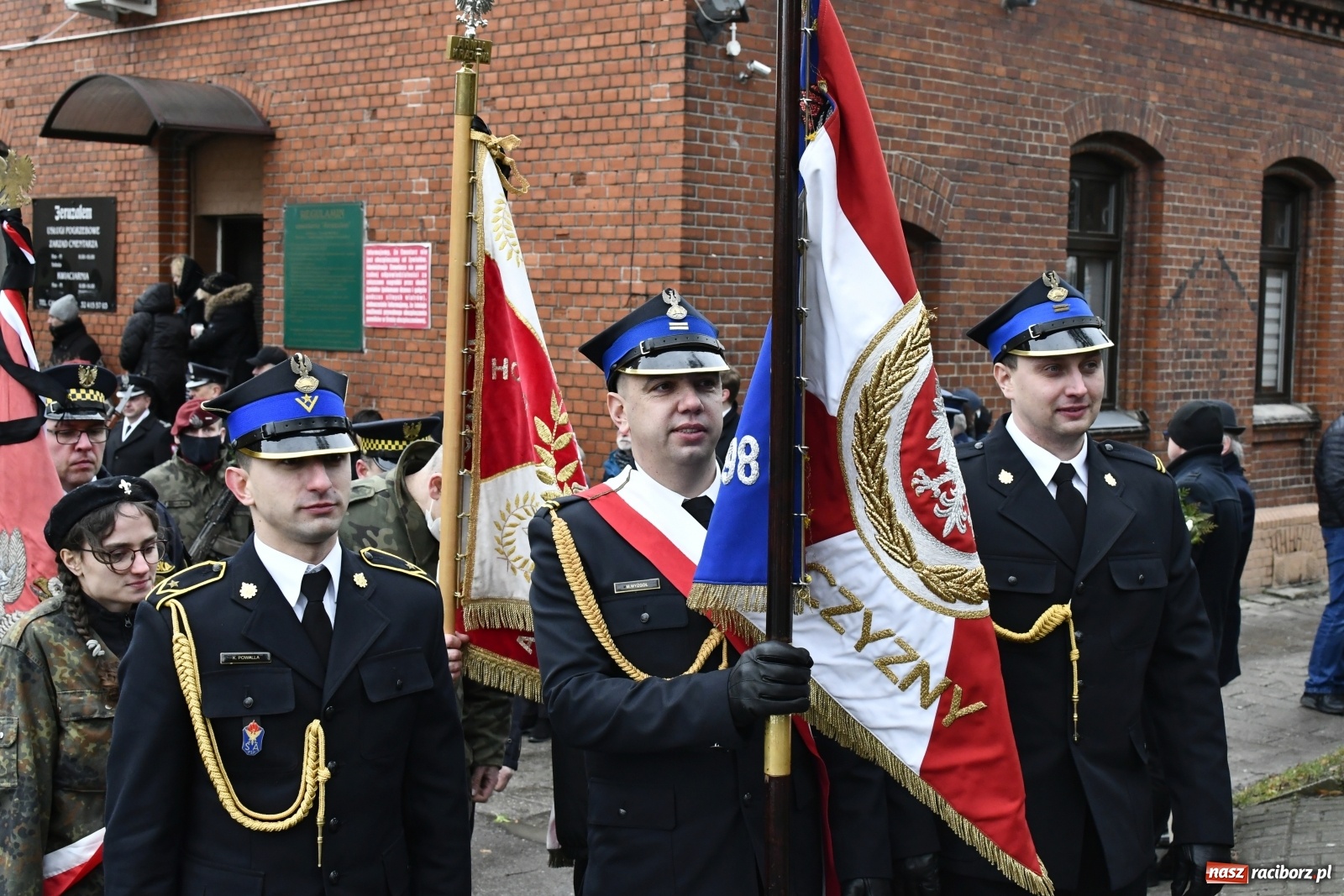 Zdjęcie w galerii na portalu naszraciborz.pl: Ostatnie pożegnanie pułkownika Mariana Szlapańskiego, weterana AK [FOTO i WIDEO] wiadomości z regionu