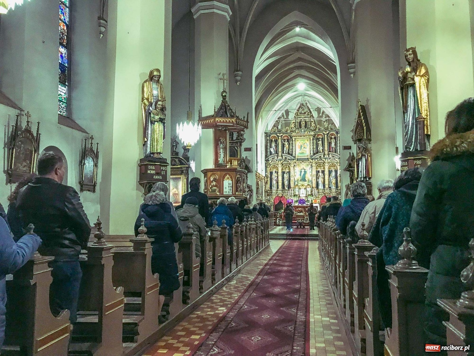 Zdjęcie w galerii na portalu naszraciborz.pl: Ostatnie pożegnanie pułkownika Mariana Szlapańskiego, weterana AK [FOTO i WIDEO] wiadomości z regionu