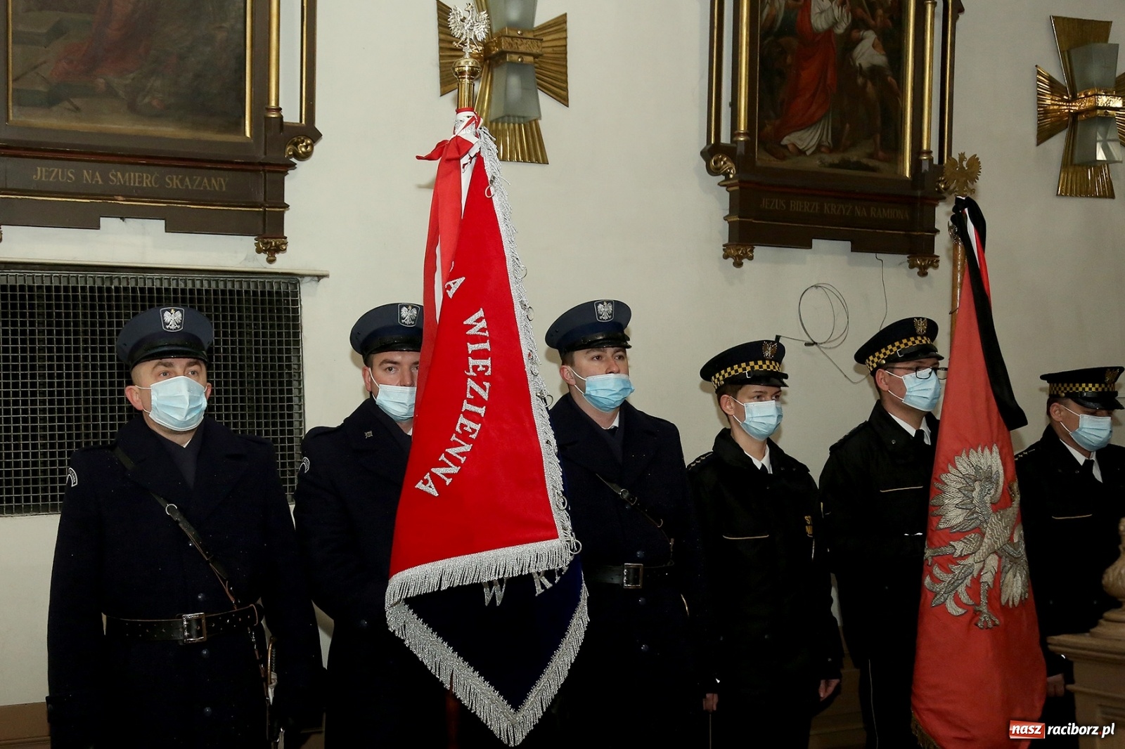 Zdjęcie w galerii na portalu naszraciborz.pl: Ostatnie pożegnanie pułkownika Mariana Szlapańskiego, weterana AK [FOTO i WIDEO] wiadomości z regionu