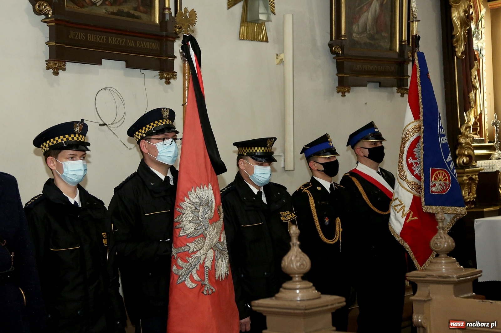 Zdjęcie w galerii na portalu naszraciborz.pl: Ostatnie pożegnanie pułkownika Mariana Szlapańskiego, weterana AK [FOTO i WIDEO] wiadomości z regionu