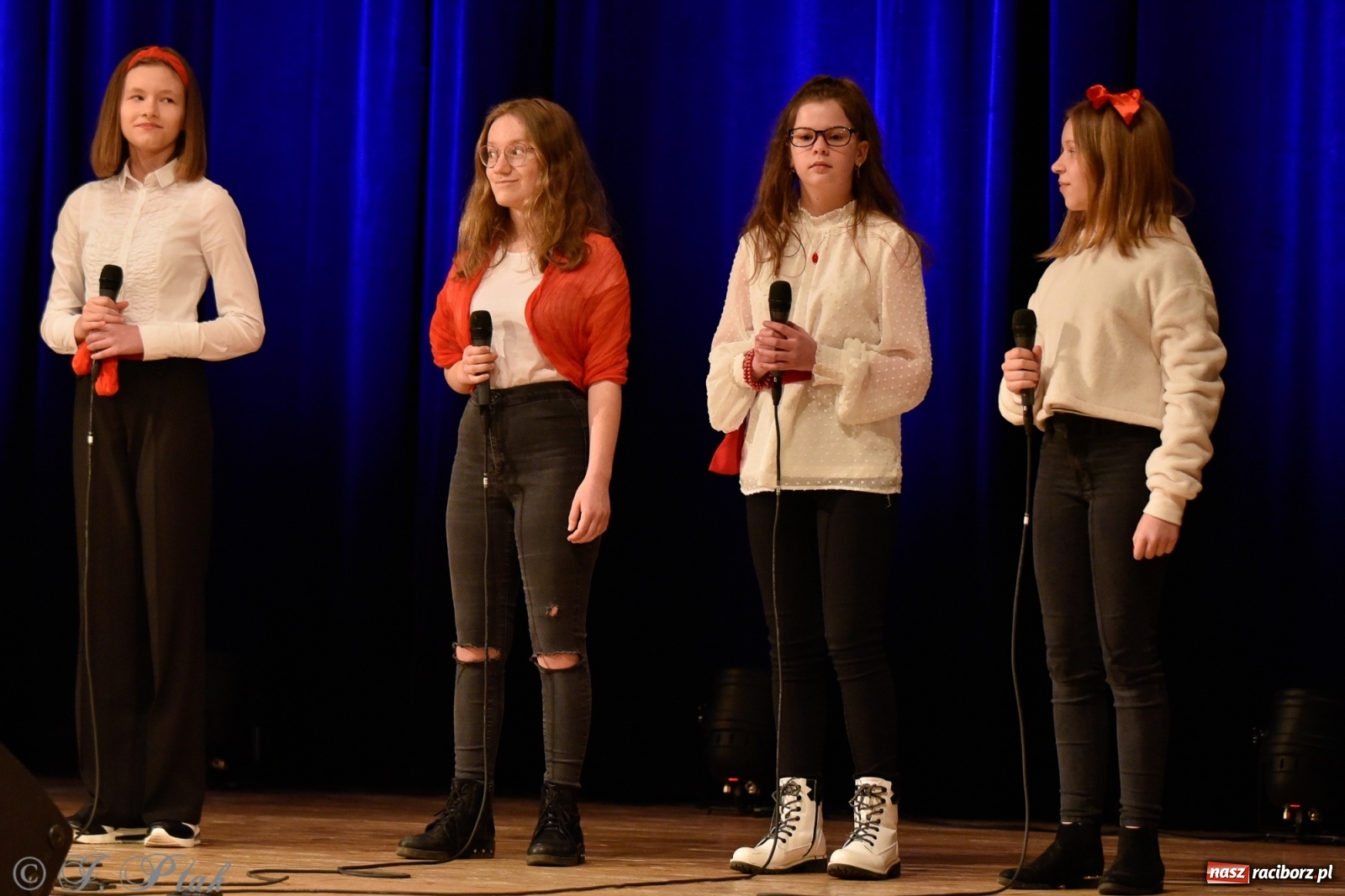 Zdjęcie w galerii na portalu naszraciborz.pl: Zimowe koncertowanie Perspektywy wiadomości z regionu