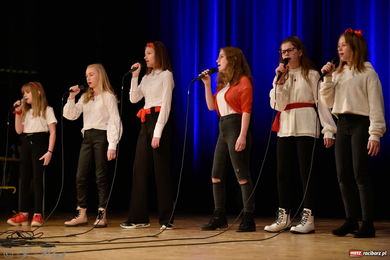 Zdjęcie w galerii na portalu naszraciborz.pl: Zimowe koncertowanie Perspektywy wiadomości z regionu