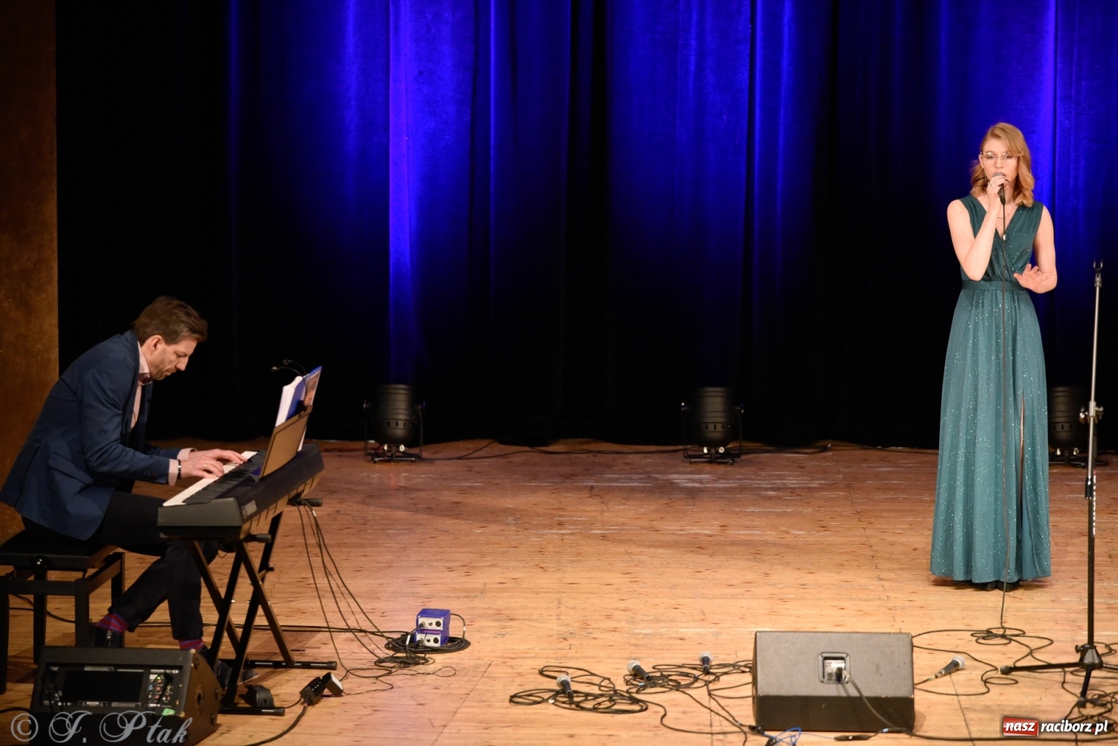 Zdjęcie w galerii na portalu naszraciborz.pl: Zimowe koncertowanie Perspektywy wiadomości z regionu