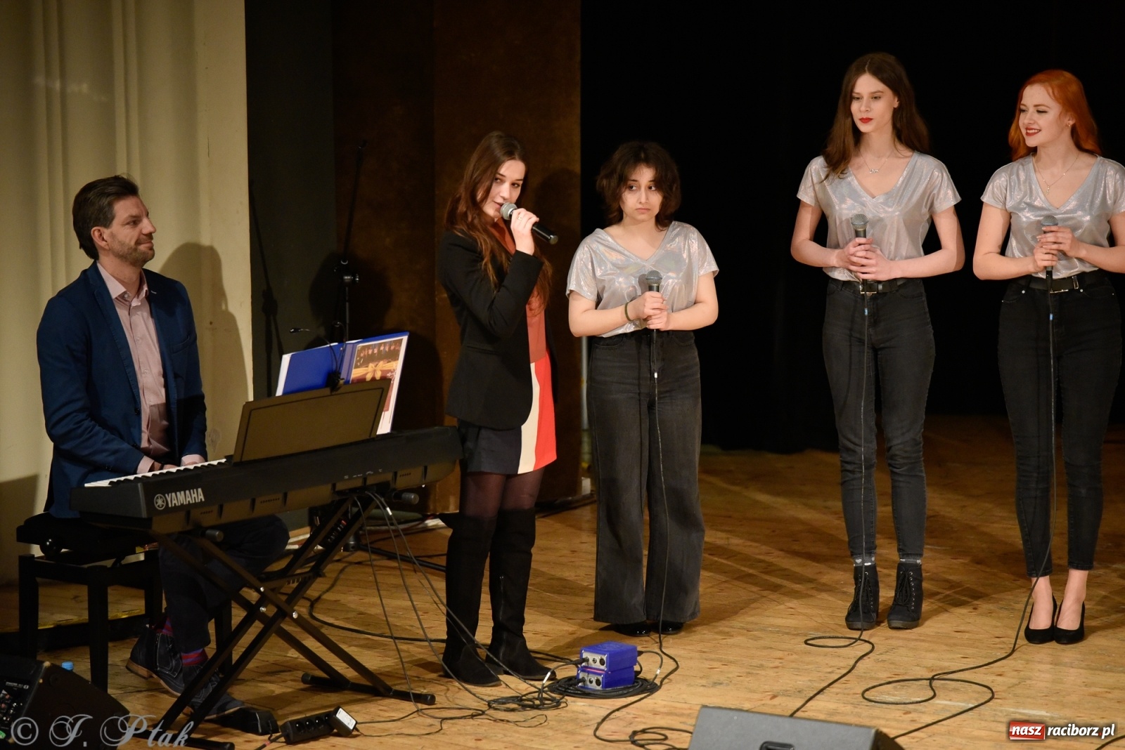 Zdjęcie w galerii na portalu naszraciborz.pl: Zimowe koncertowanie Perspektywy wiadomości z regionu