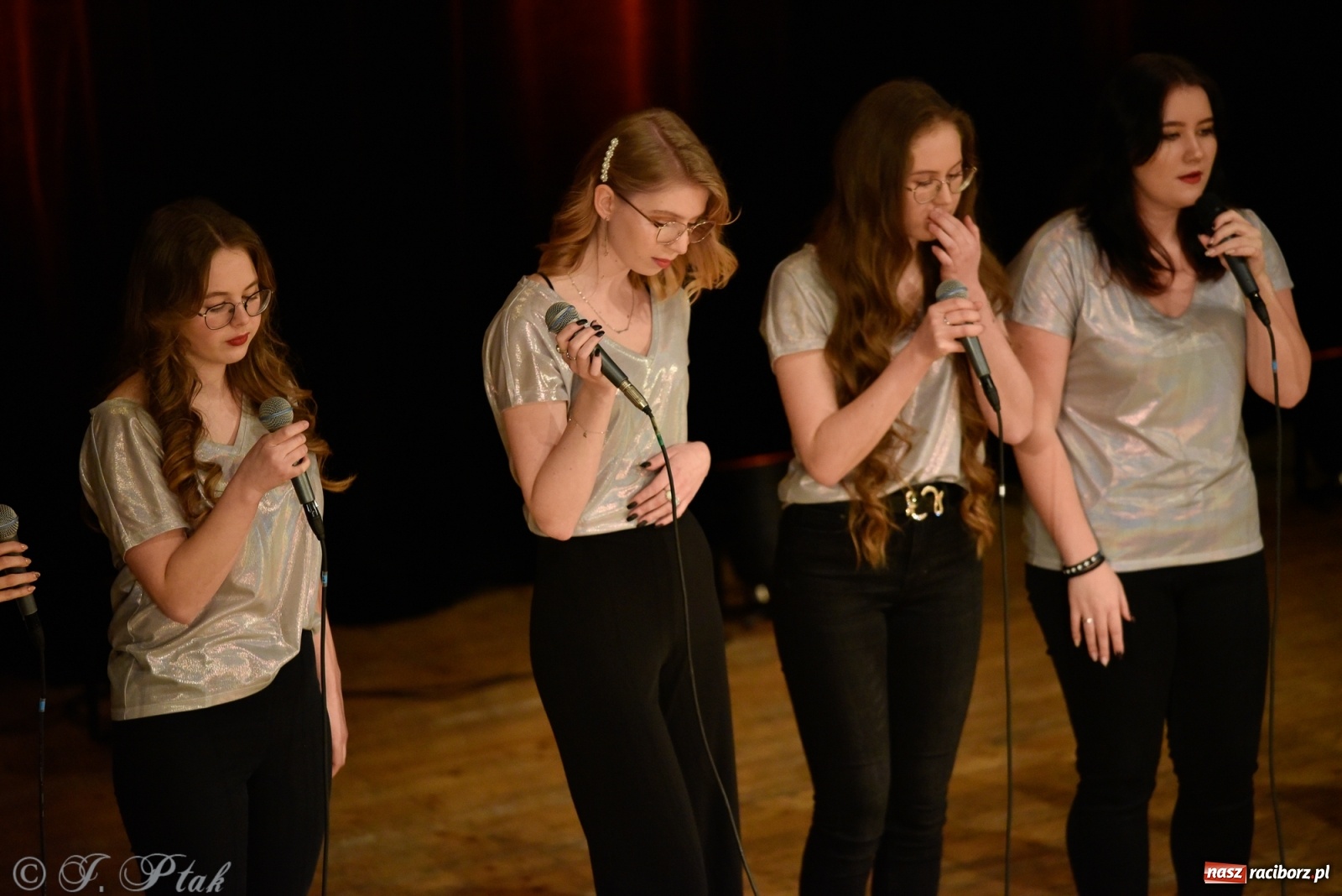 Zdjęcie w galerii na portalu naszraciborz.pl: Zimowe koncertowanie Perspektywy wiadomości z regionu