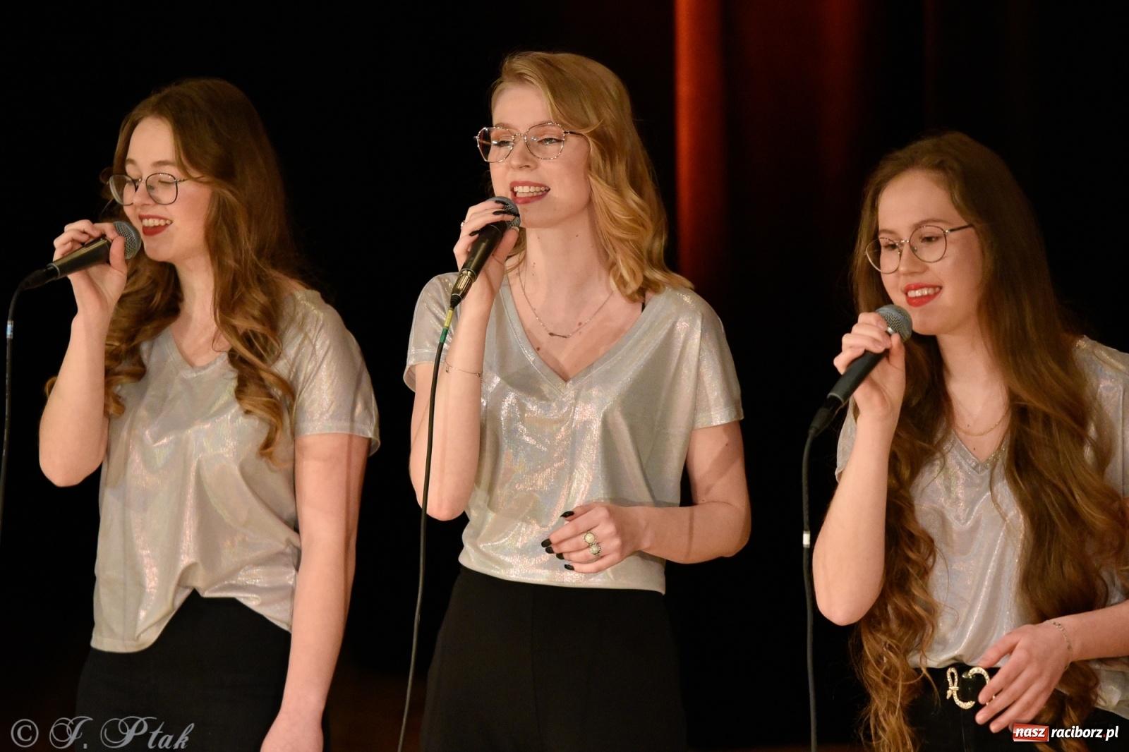 Zdjęcie w galerii na portalu naszraciborz.pl: Zimowe koncertowanie Perspektywy wiadomości z regionu