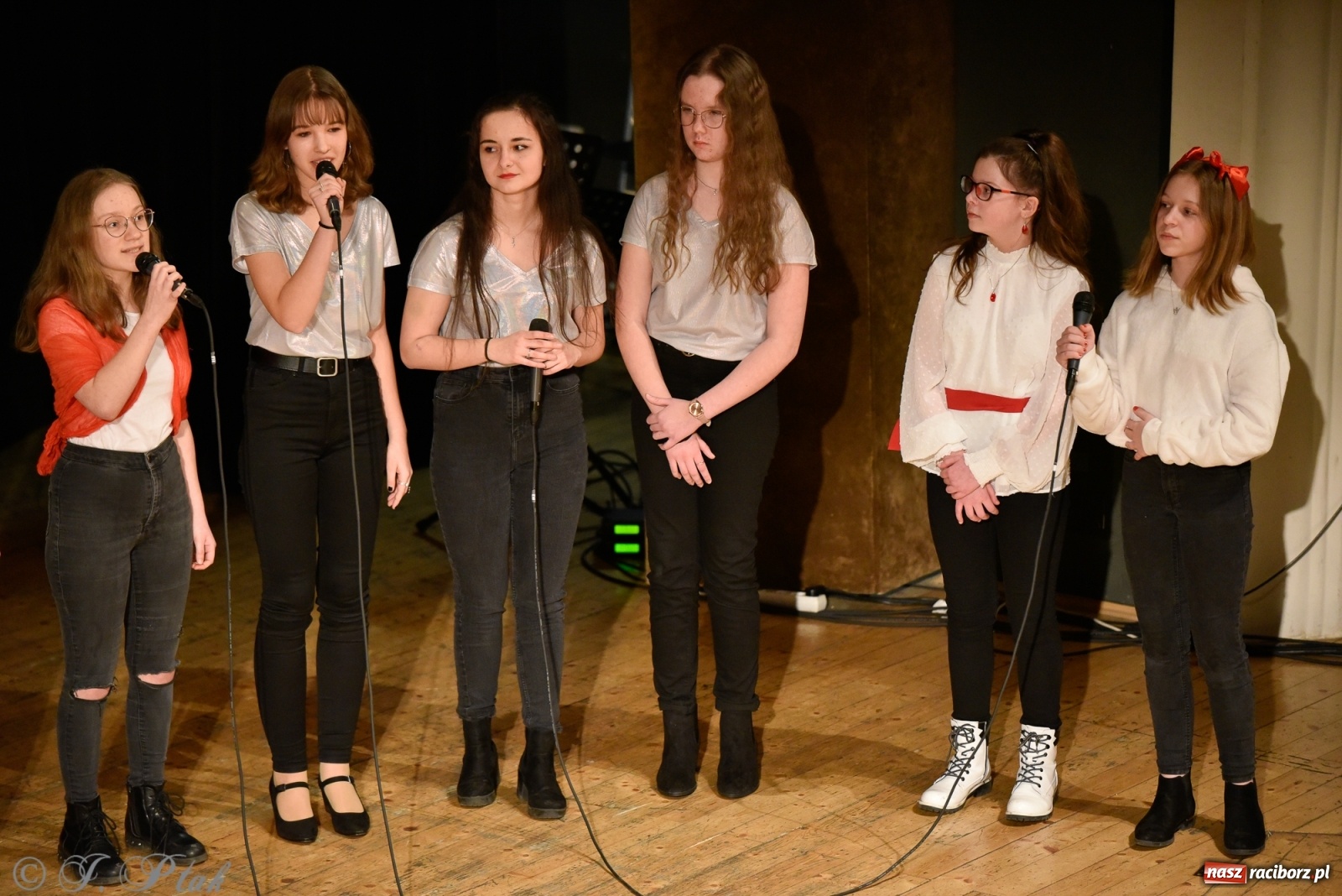 Zdjęcie w galerii na portalu naszraciborz.pl: Zimowe koncertowanie Perspektywy wiadomości z regionu