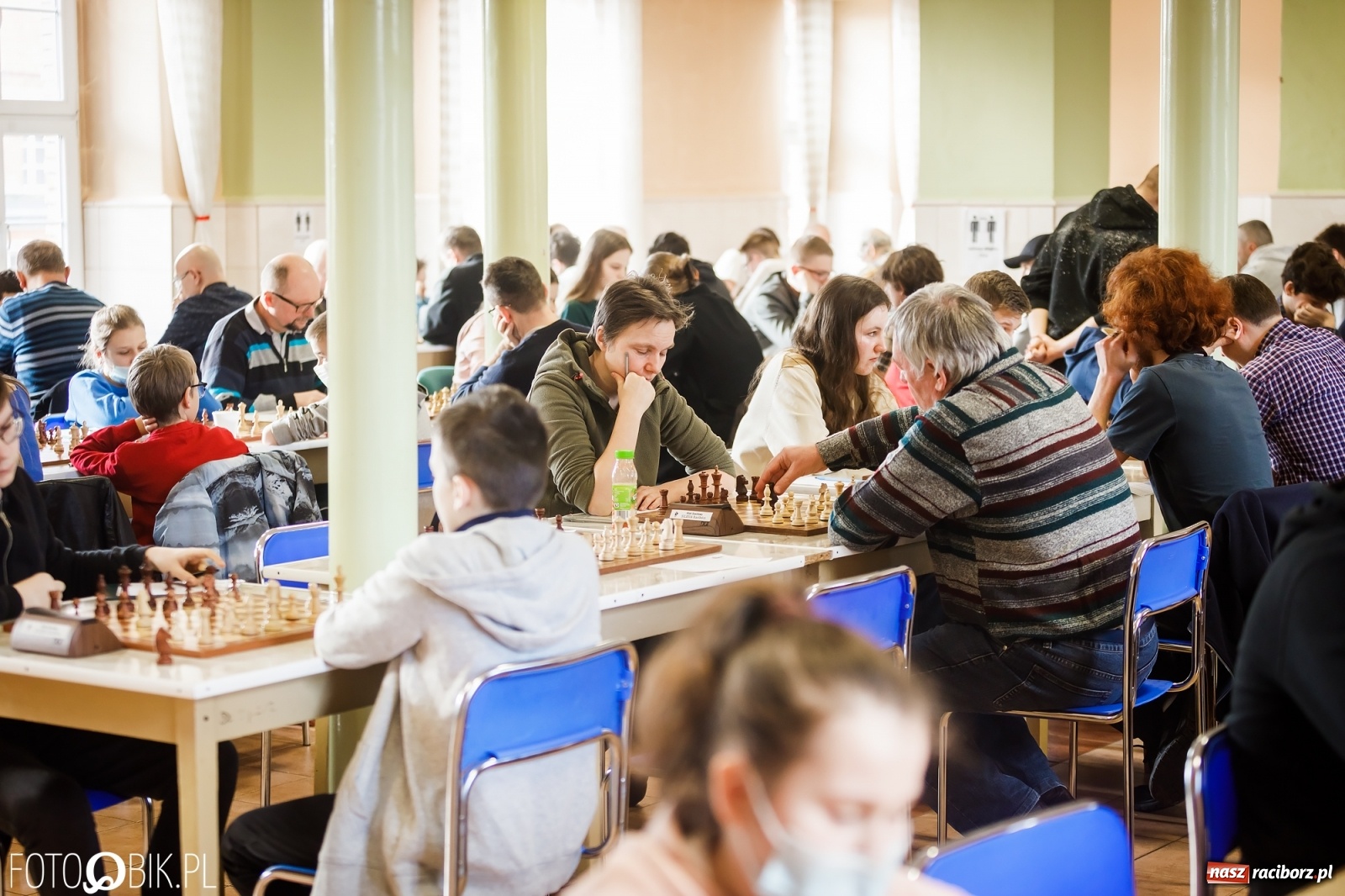 Zdjęcie w galerii na portalu naszraciborz.pl: Po raz XXI szachiści rywalizują o puchar prezydenta [FOTO] wiadomości z regionu