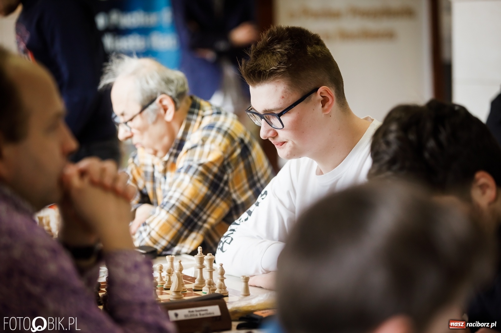 Zdjęcie w galerii na portalu naszraciborz.pl: Po raz XXI szachiści rywalizują o puchar prezydenta [FOTO] wiadomości z regionu