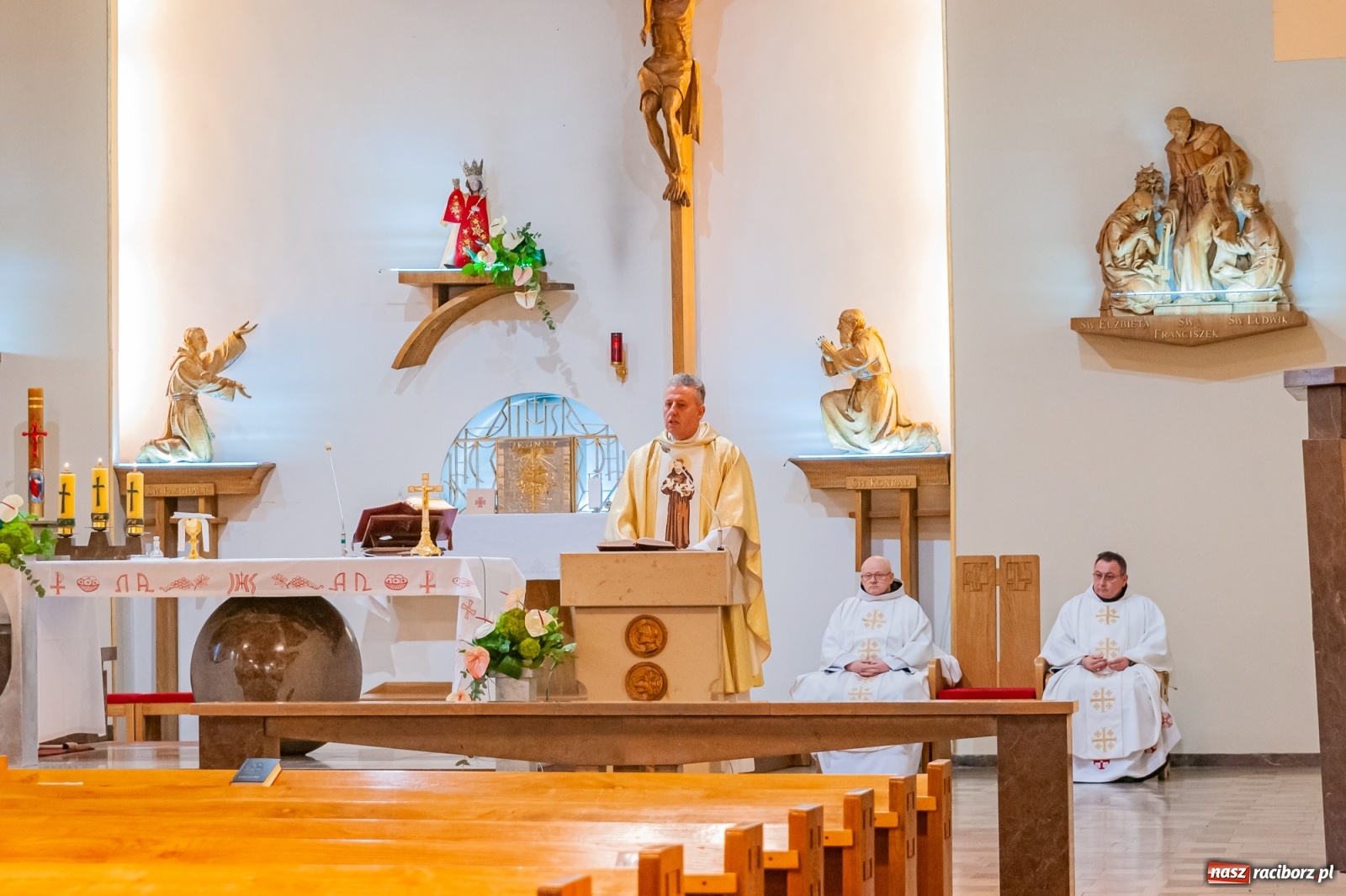 Zdjęcie w galerii na portalu naszraciborz.pl: 100-lecie raciborskiego oddziału Polskiego Związku Hodowców Gołębi Pocztowych wiadomości z regionu