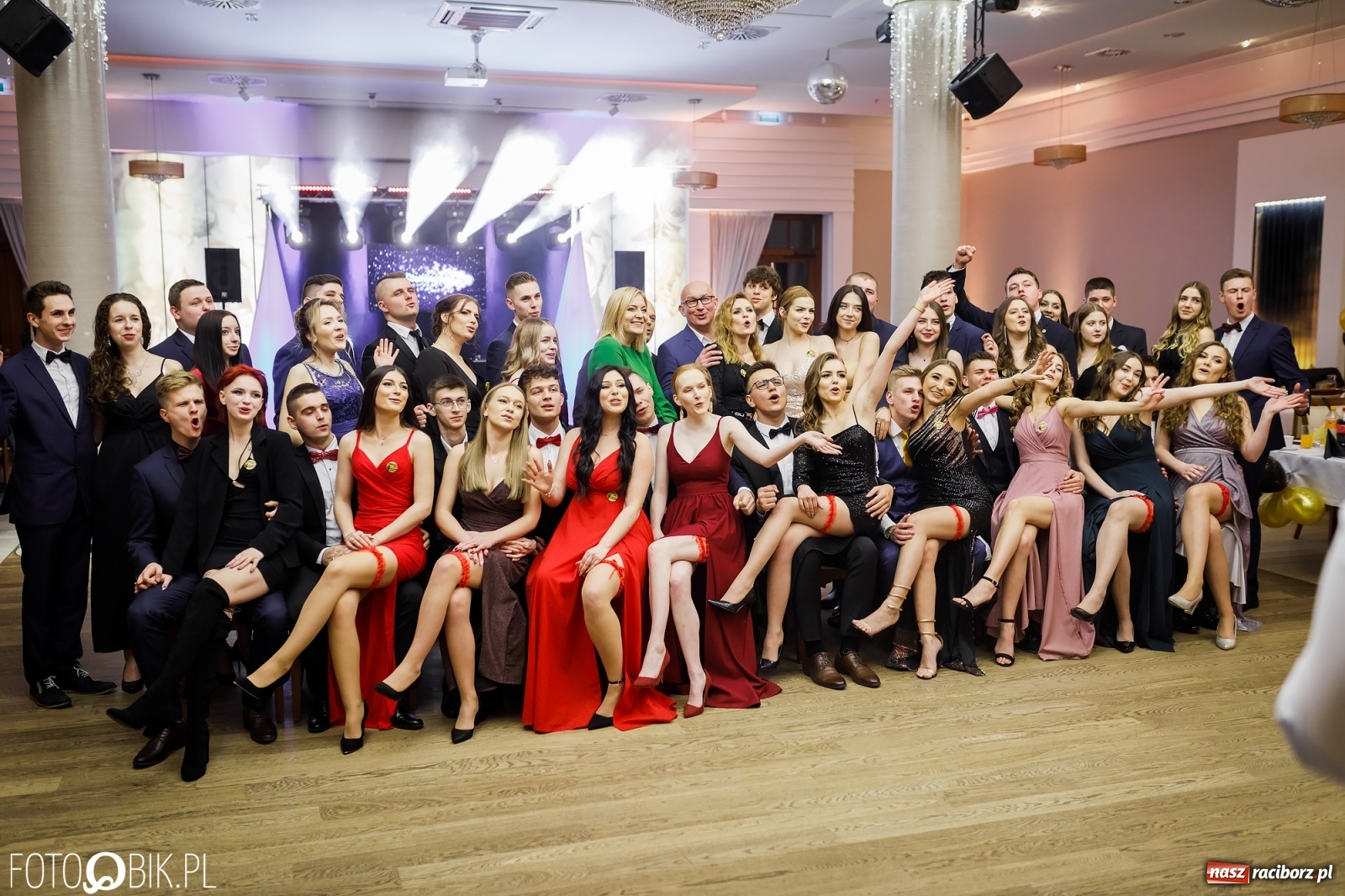 Zdjęcie w galerii na portalu naszraciborz.pl: Bal maturalny raciborskiego Ekonomika [FOTO i WIDEO] wiadomości z regionu