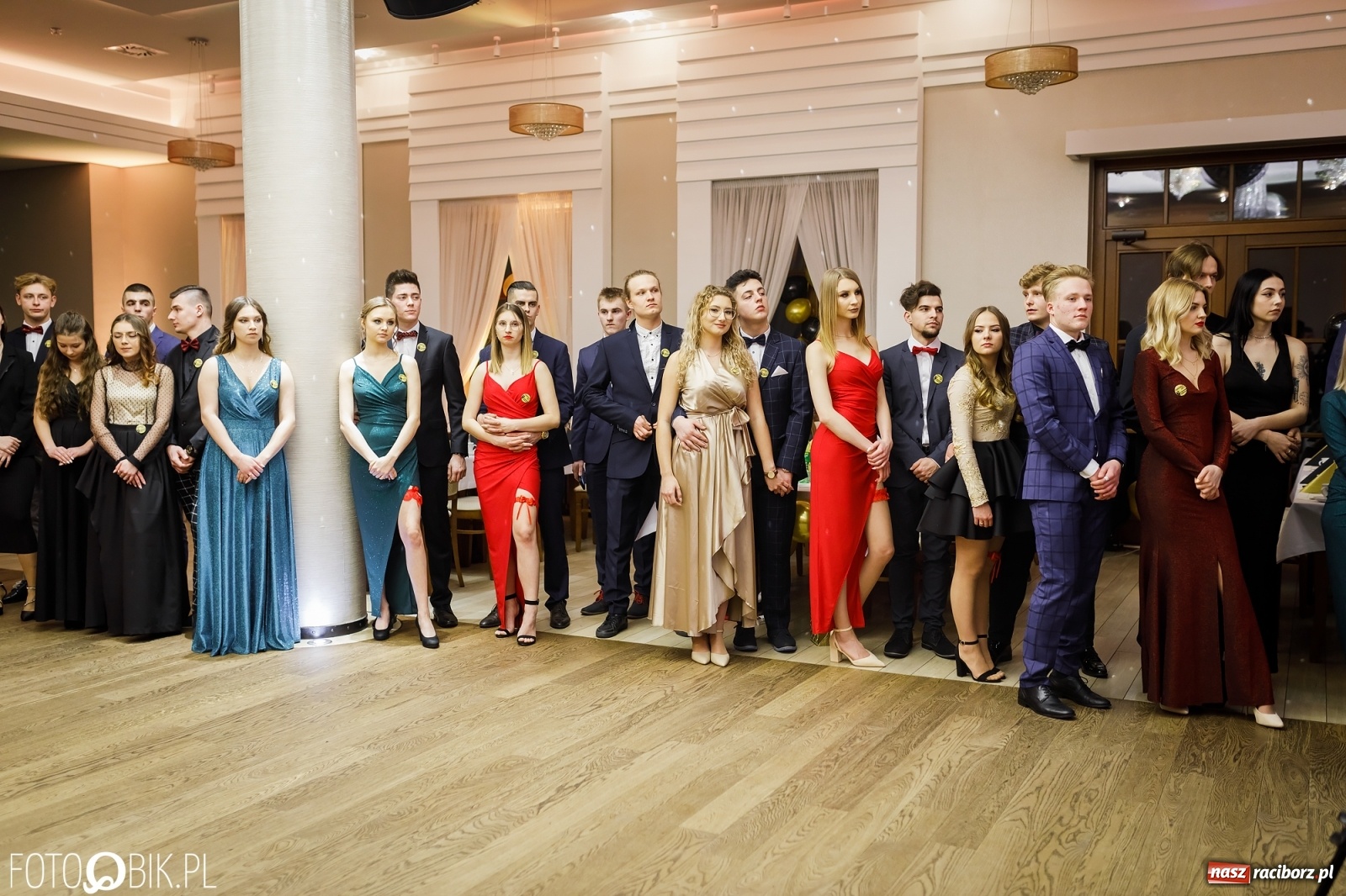 Zdjęcie w galerii na portalu naszraciborz.pl: Bal maturalny raciborskiego Ekonomika [FOTO i WIDEO] wiadomości z regionu