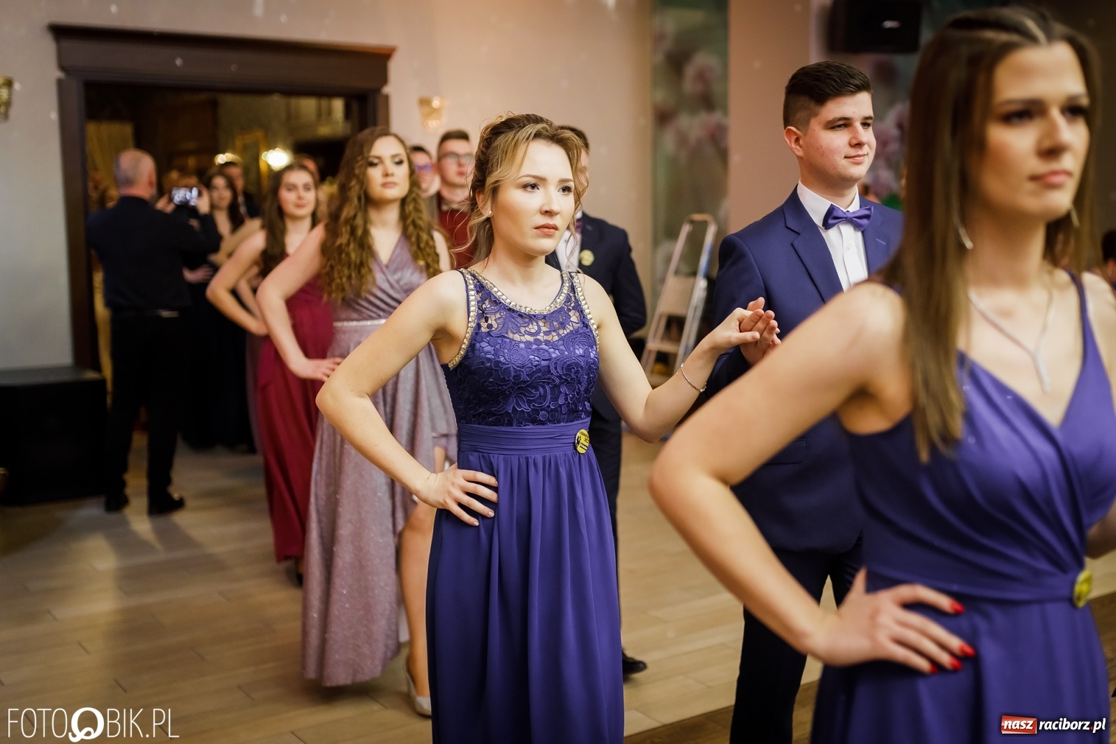 Zdjęcie w galerii na portalu naszraciborz.pl: Bal maturalny raciborskiego Ekonomika [FOTO i WIDEO] wiadomości z regionu