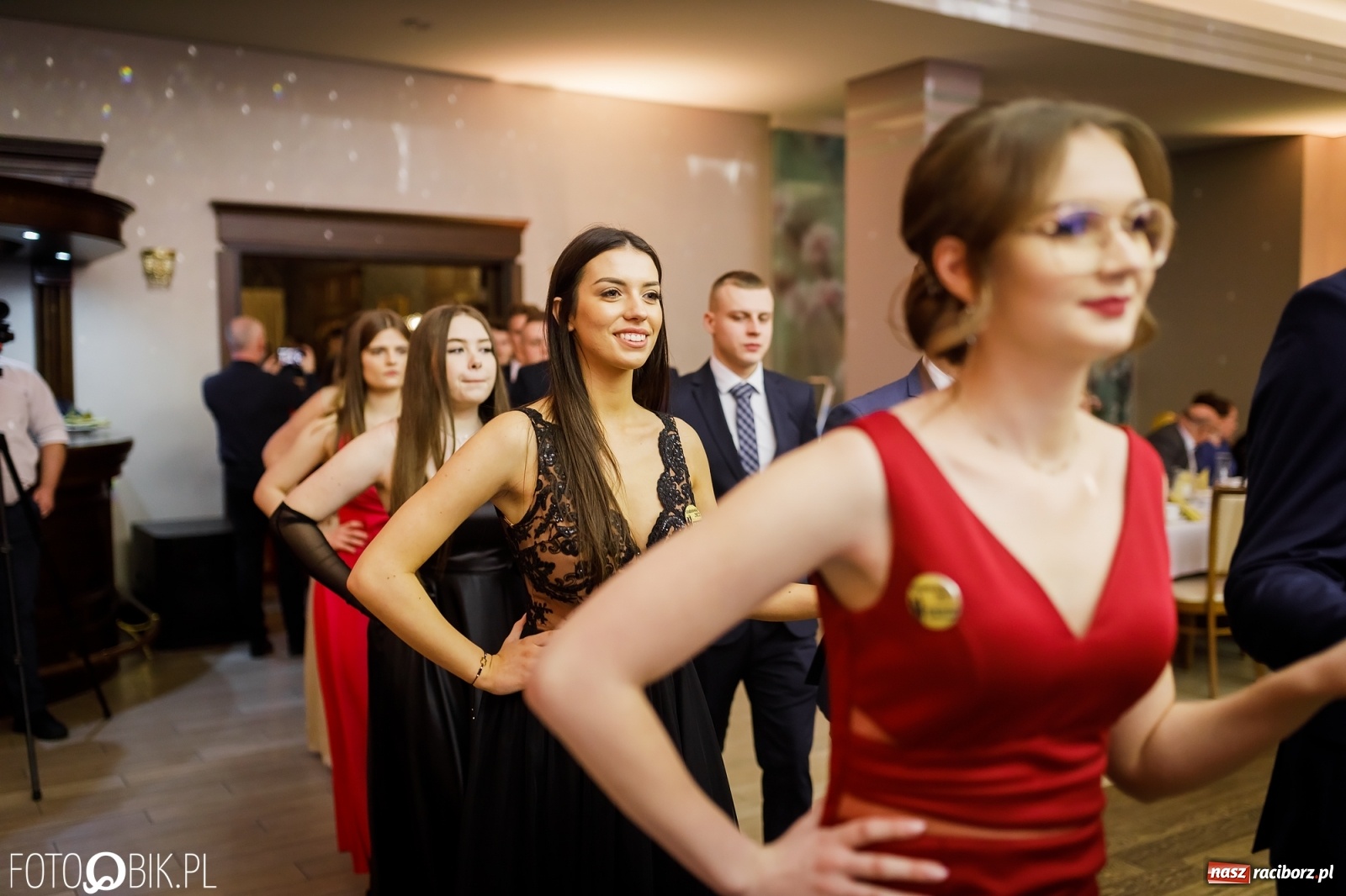 Zdjęcie w galerii na portalu naszraciborz.pl: Bal maturalny raciborskiego Ekonomika [FOTO i WIDEO] wiadomości z regionu