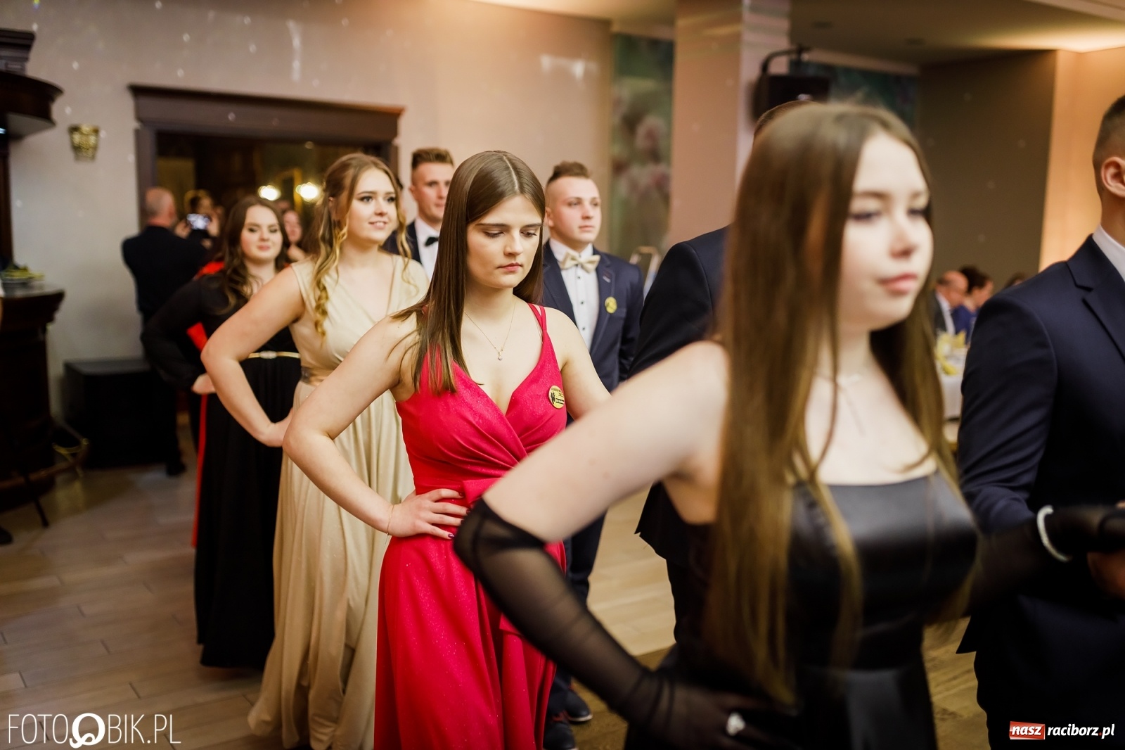 Zdjęcie w galerii na portalu naszraciborz.pl: Bal maturalny raciborskiego Ekonomika [FOTO i WIDEO] wiadomości z regionu