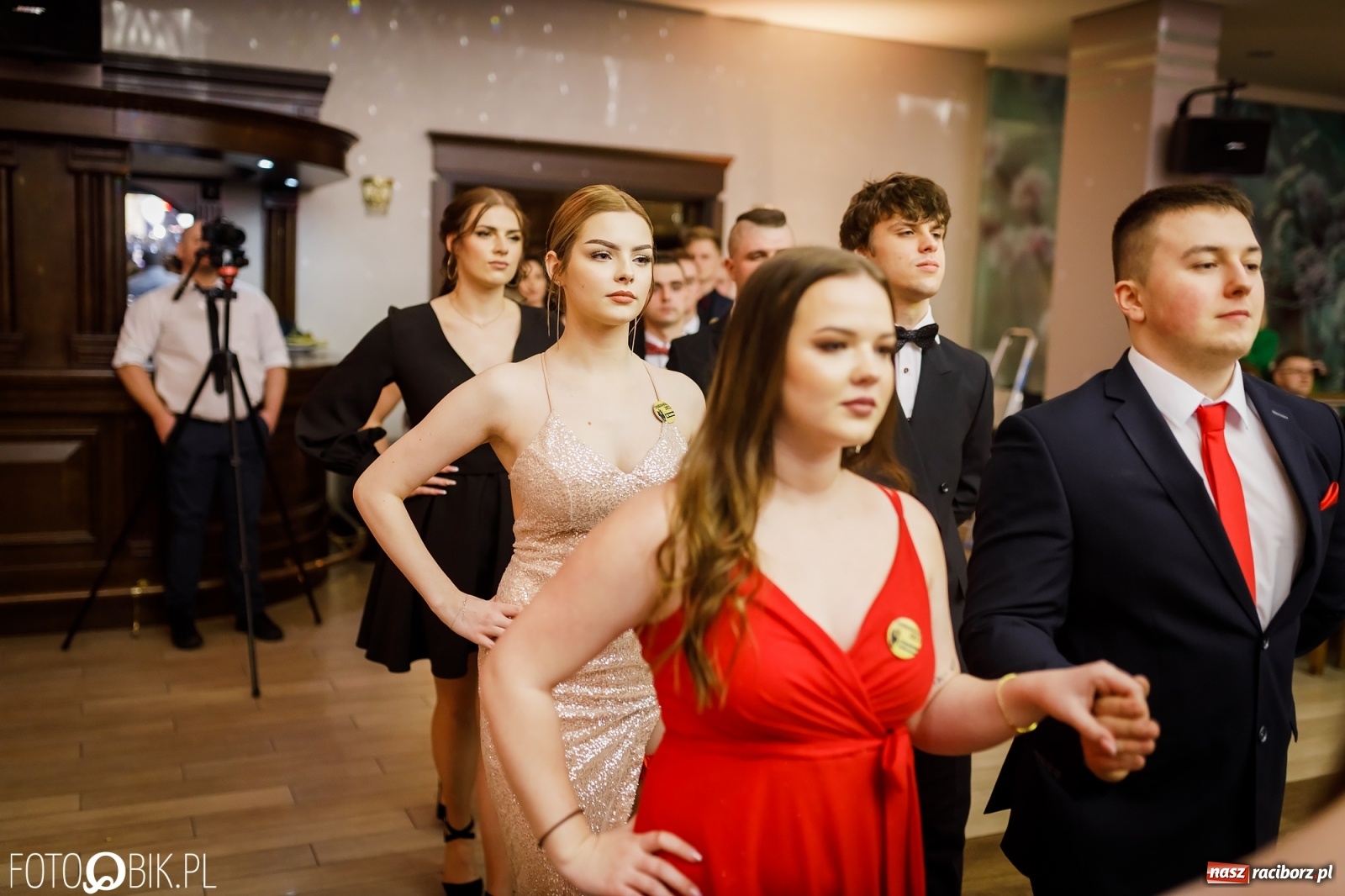 Zdjęcie w galerii na portalu naszraciborz.pl: Bal maturalny raciborskiego Ekonomika [FOTO i WIDEO] wiadomości z regionu