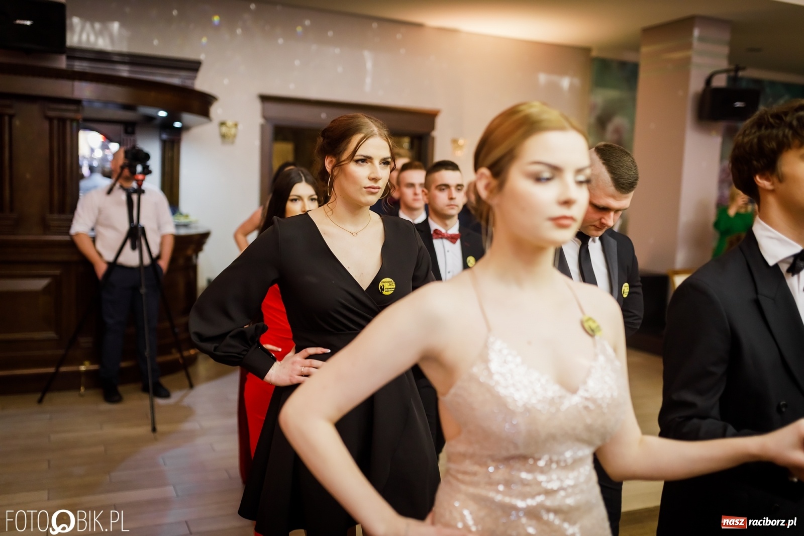 Zdjęcie w galerii na portalu naszraciborz.pl: Bal maturalny raciborskiego Ekonomika [FOTO i WIDEO] wiadomości z regionu
