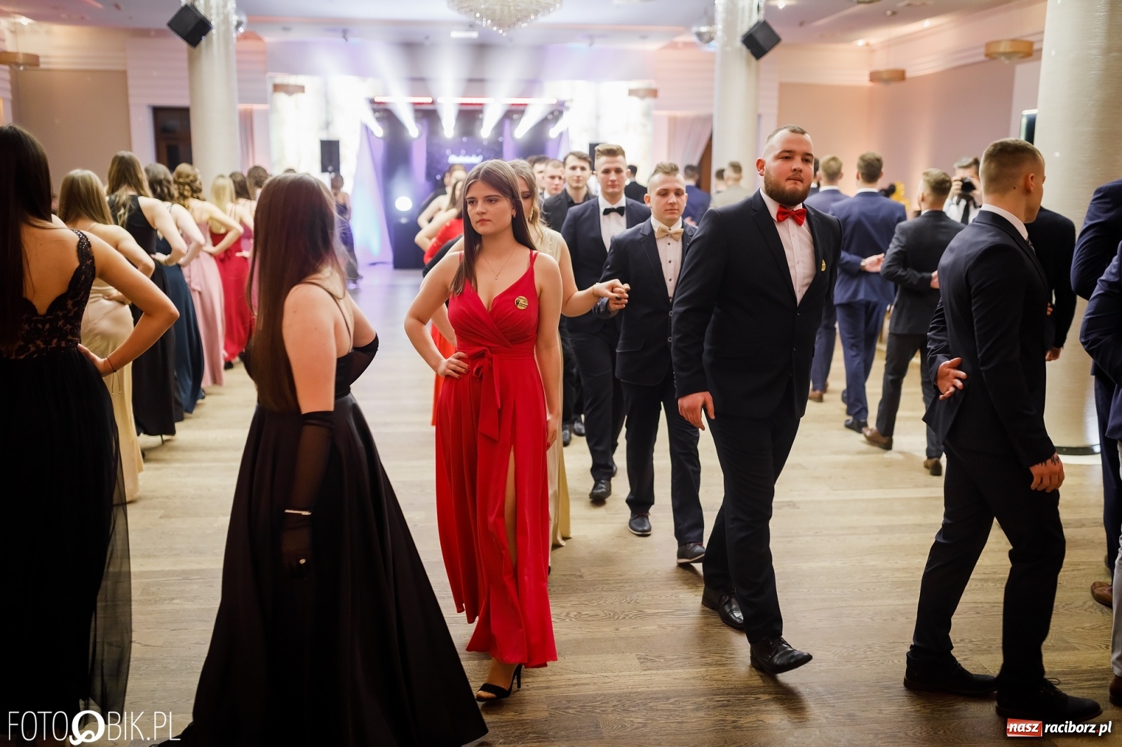 Zdjęcie w galerii na portalu naszraciborz.pl: Bal maturalny raciborskiego Ekonomika [FOTO i WIDEO] wiadomości z regionu
