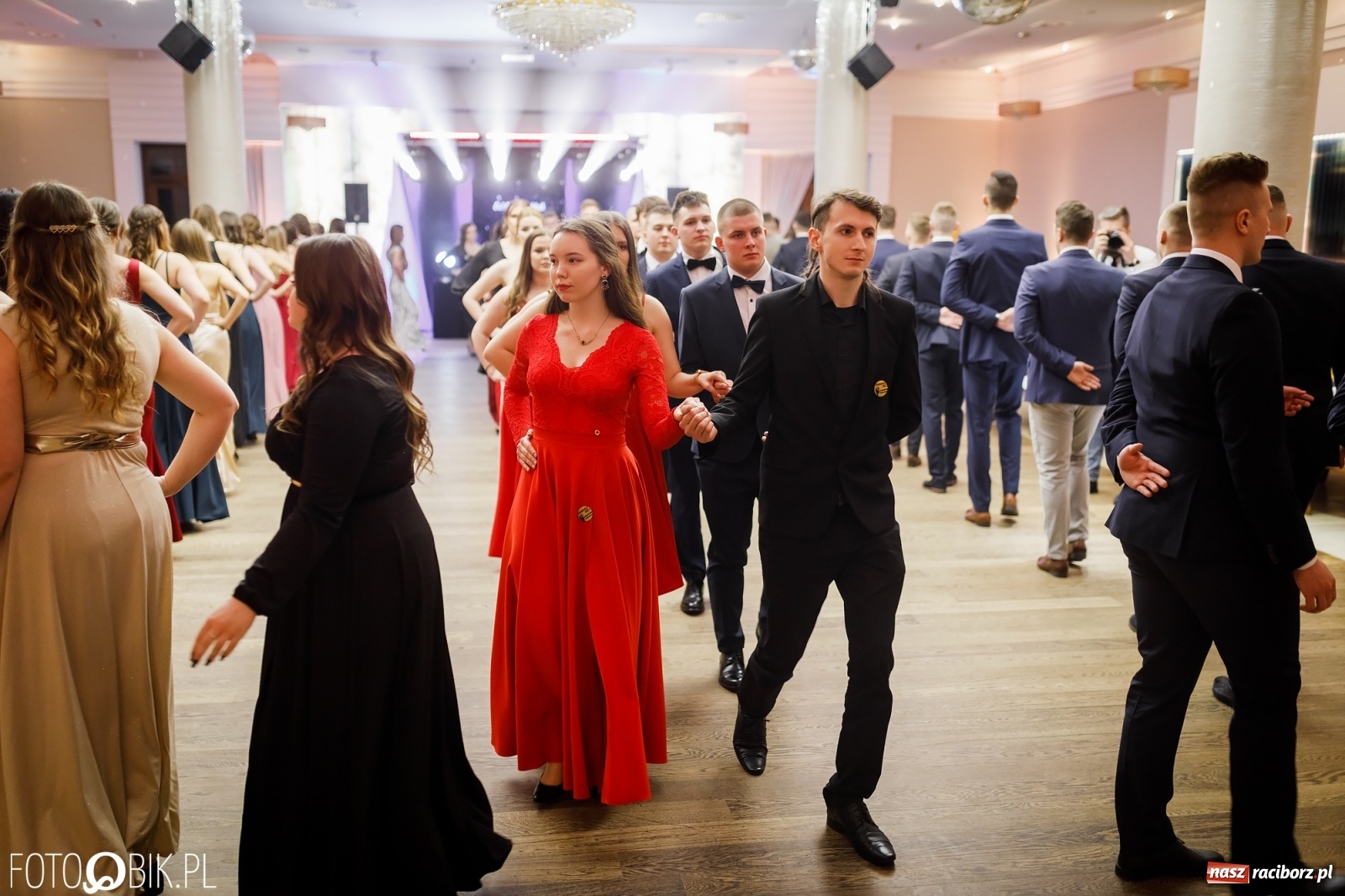 Zdjęcie w galerii na portalu naszraciborz.pl: Bal maturalny raciborskiego Ekonomika [FOTO i WIDEO] wiadomości z regionu