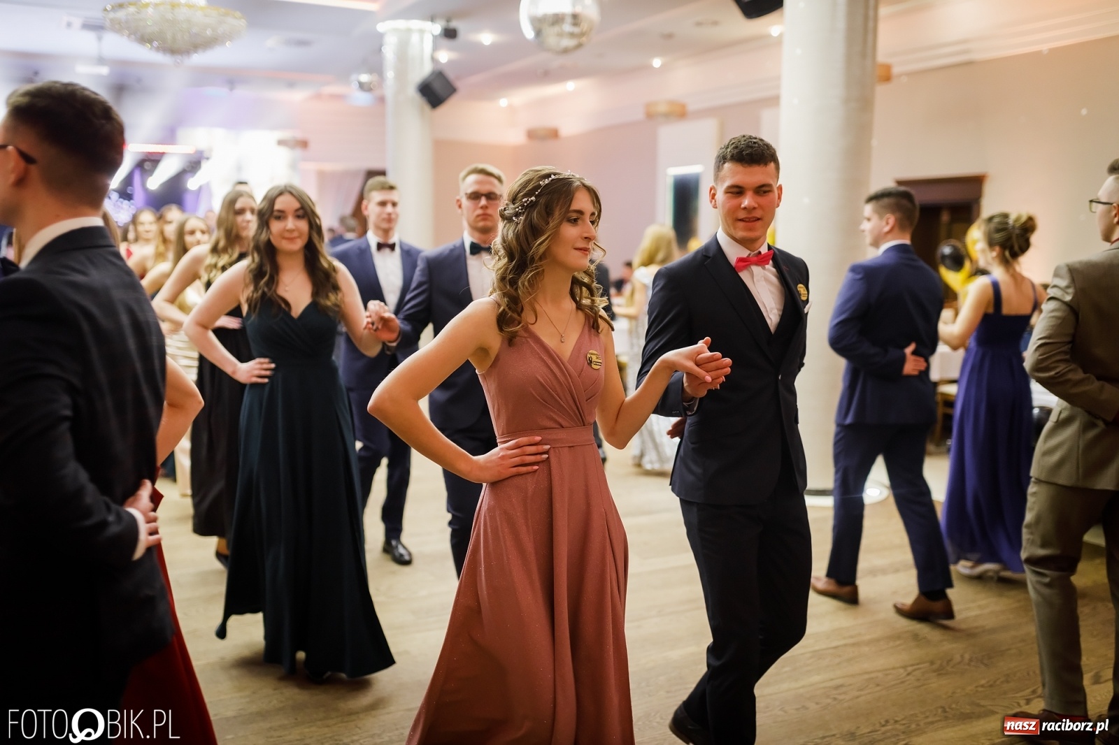 Zdjęcie w galerii na portalu naszraciborz.pl: Bal maturalny raciborskiego Ekonomika [FOTO i WIDEO] wiadomości z regionu