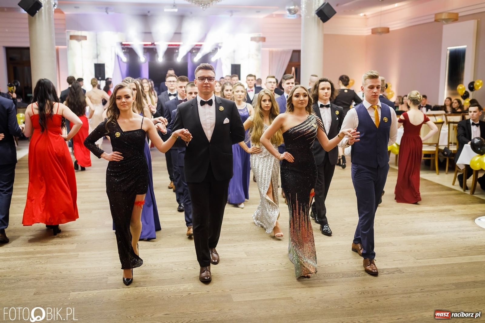 Zdjęcie w galerii na portalu naszraciborz.pl: Bal maturalny raciborskiego Ekonomika [FOTO i WIDEO] wiadomości z regionu