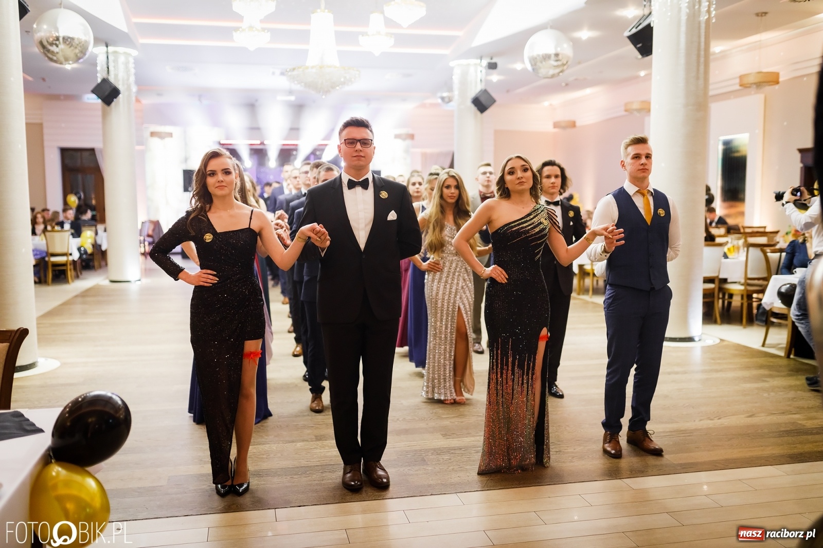 Zdjęcie w galerii na portalu naszraciborz.pl: Bal maturalny raciborskiego Ekonomika [FOTO i WIDEO] wiadomości z regionu