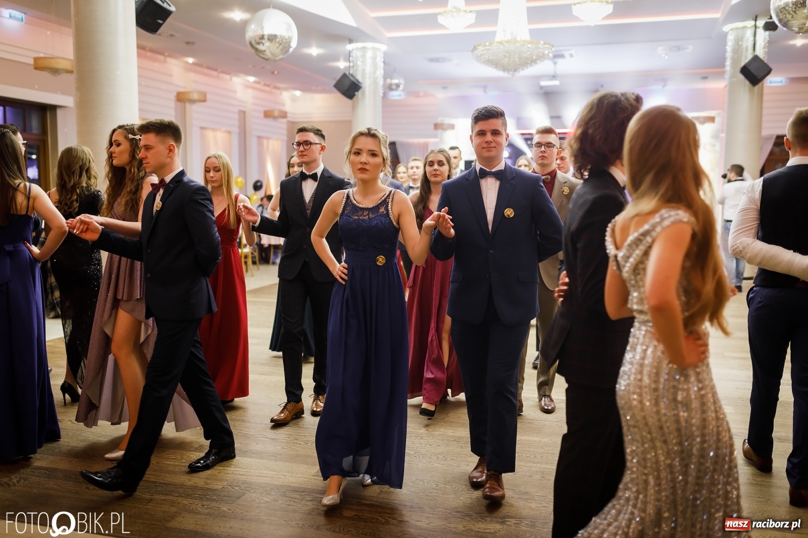 Zdjęcie w galerii na portalu naszraciborz.pl: Bal maturalny raciborskiego Ekonomika [FOTO i WIDEO] wiadomości z regionu