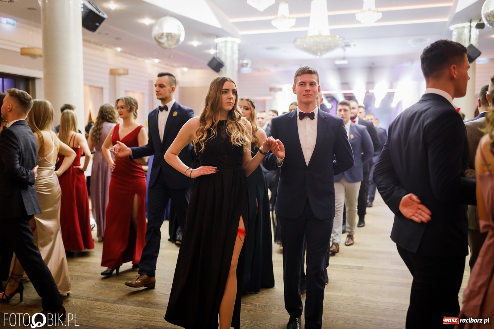 Zdjęcie w galerii na portalu naszraciborz.pl: Bal maturalny raciborskiego Ekonomika [FOTO i WIDEO] wiadomości z regionu