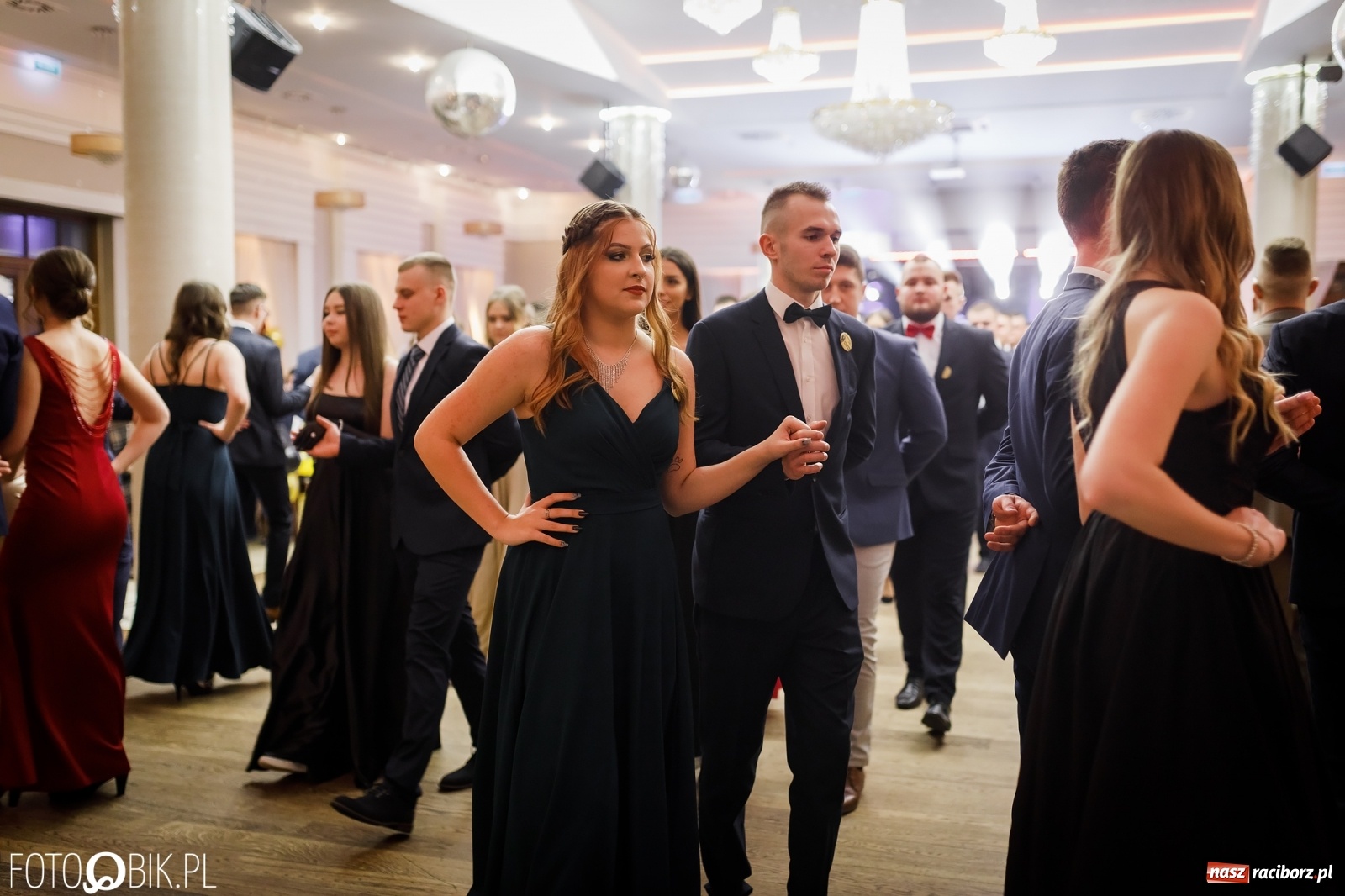 Zdjęcie w galerii na portalu naszraciborz.pl: Bal maturalny raciborskiego Ekonomika [FOTO i WIDEO] wiadomości z regionu