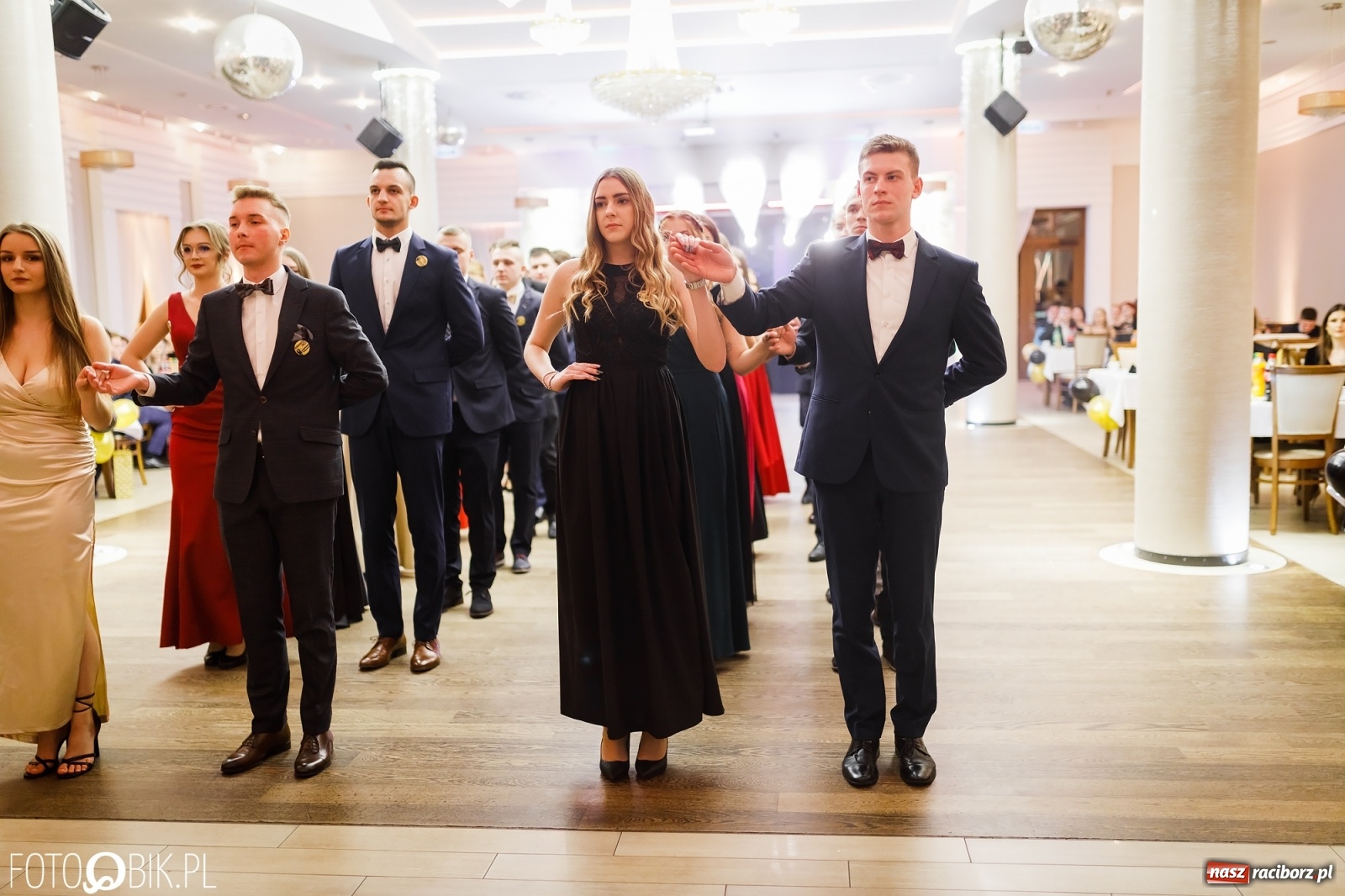 Zdjęcie w galerii na portalu naszraciborz.pl: Bal maturalny raciborskiego Ekonomika [FOTO i WIDEO] wiadomości z regionu