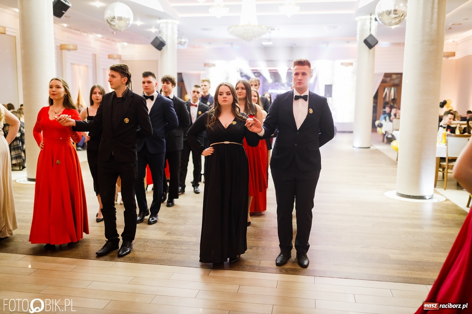 Zdjęcie w galerii na portalu naszraciborz.pl: Bal maturalny raciborskiego Ekonomika [FOTO i WIDEO] wiadomości z regionu