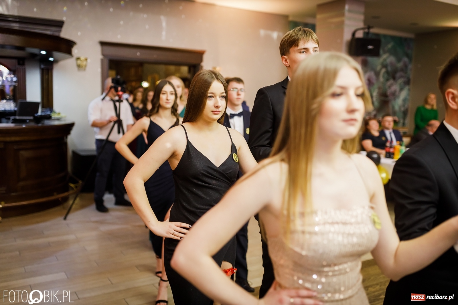 Zdjęcie w galerii na portalu naszraciborz.pl: Bal maturalny raciborskiego Ekonomika [FOTO i WIDEO] wiadomości z regionu