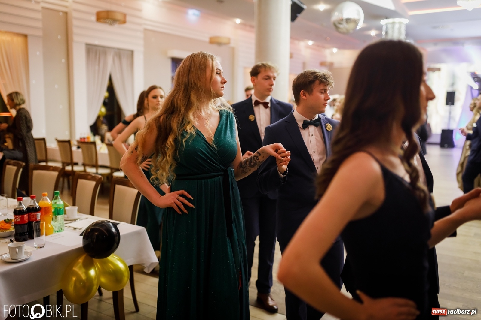 Zdjęcie w galerii na portalu naszraciborz.pl: Bal maturalny raciborskiego Ekonomika [FOTO i WIDEO] wiadomości z regionu