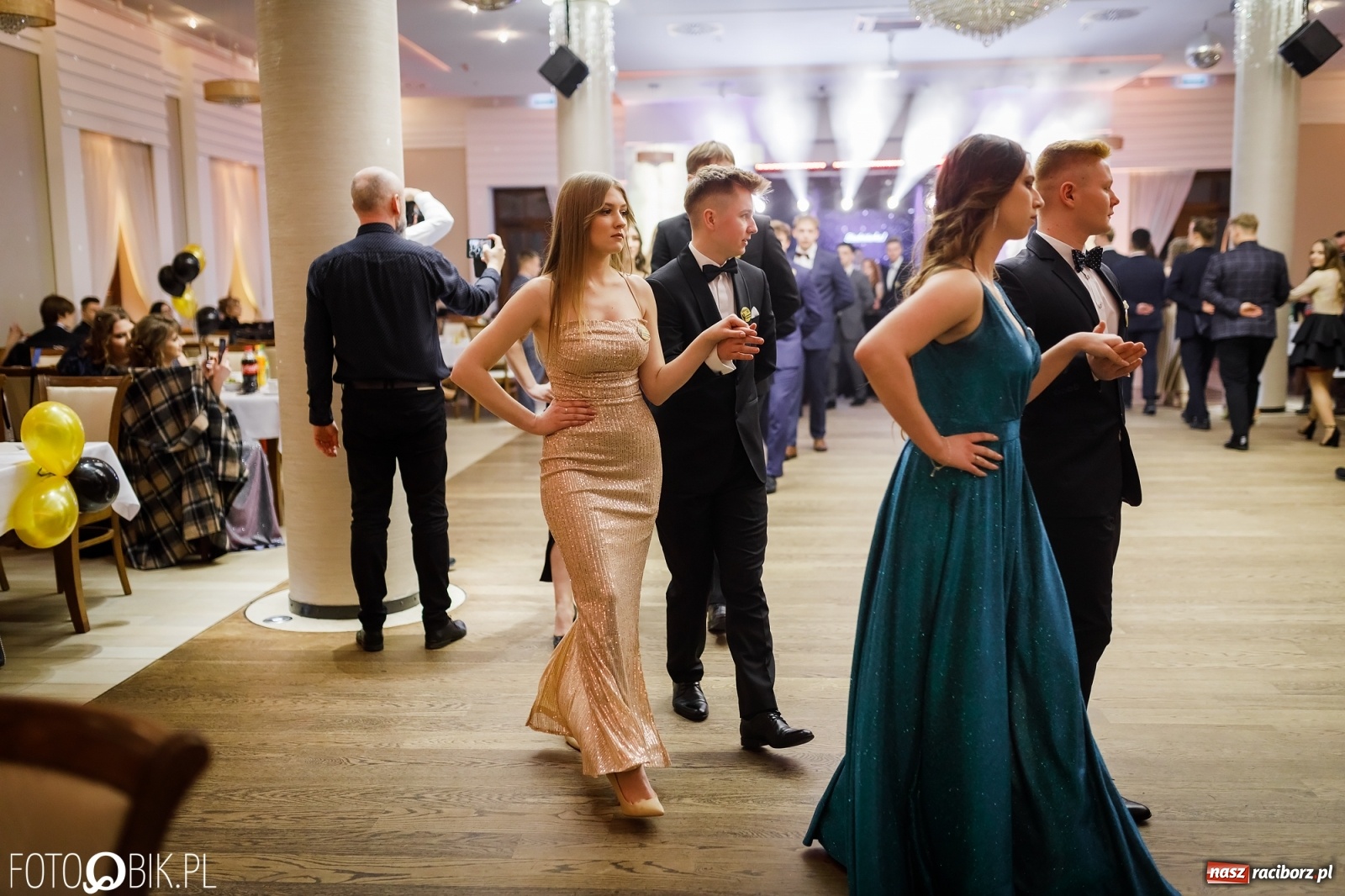 Zdjęcie w galerii na portalu naszraciborz.pl: Bal maturalny raciborskiego Ekonomika [FOTO i WIDEO] wiadomości z regionu