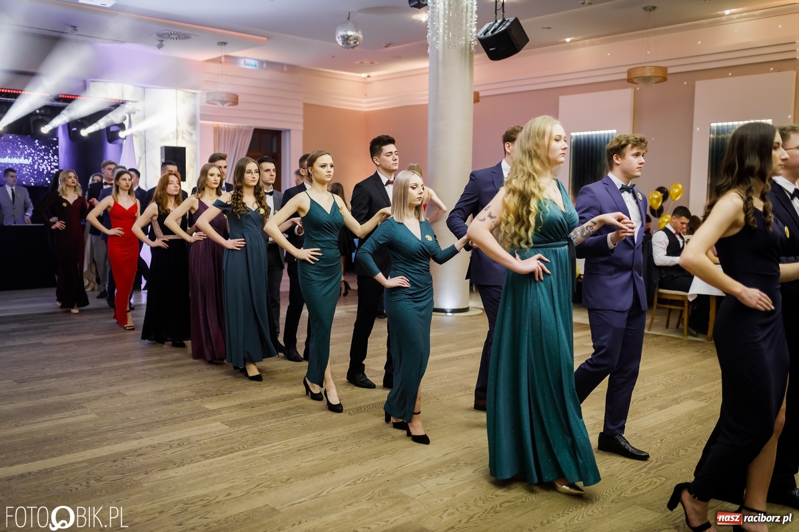 Zdjęcie w galerii na portalu naszraciborz.pl: Bal maturalny raciborskiego Ekonomika [FOTO i WIDEO] wiadomości z regionu
