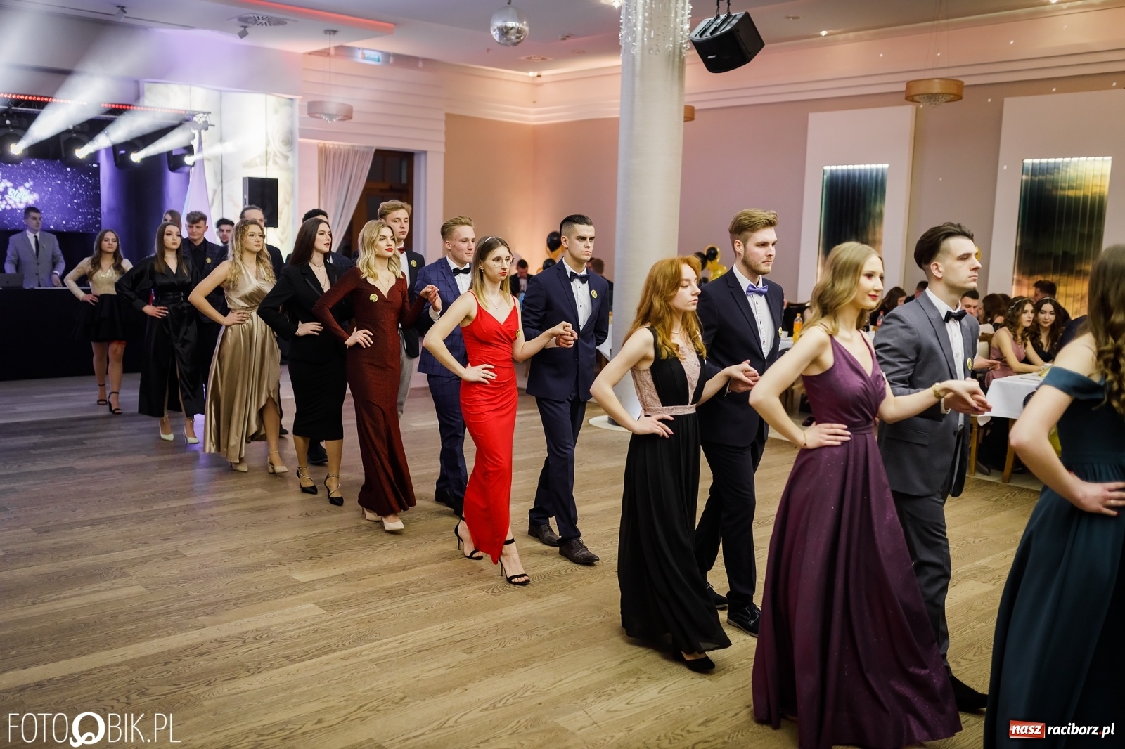 Zdjęcie w galerii na portalu naszraciborz.pl: Bal maturalny raciborskiego Ekonomika [FOTO i WIDEO] wiadomości z regionu