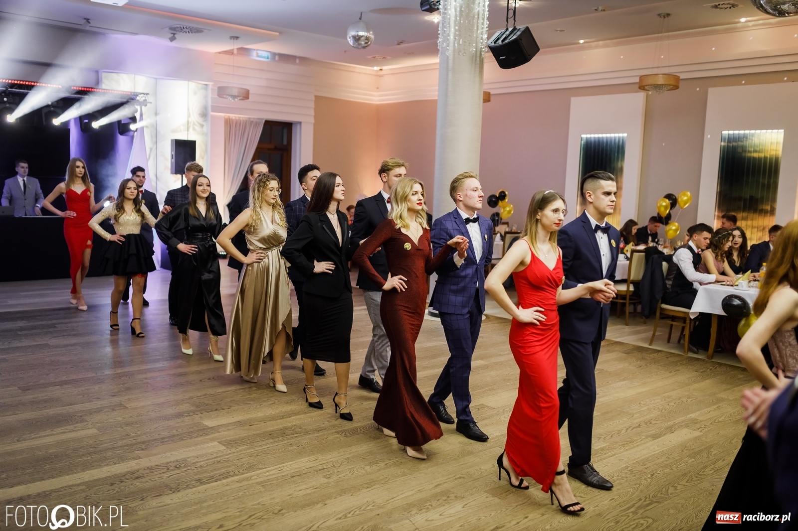 Zdjęcie w galerii na portalu naszraciborz.pl: Bal maturalny raciborskiego Ekonomika [FOTO i WIDEO] wiadomości z regionu