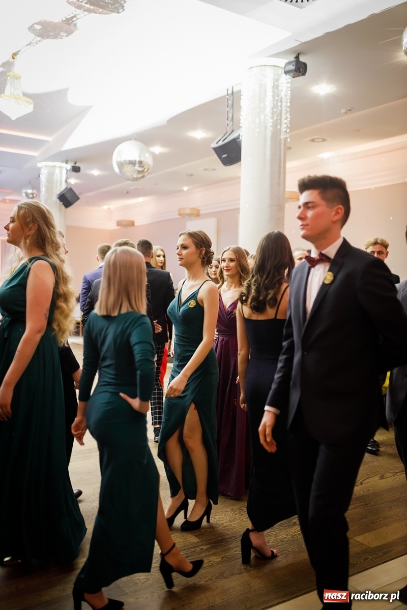 Zdjęcie w galerii na portalu naszraciborz.pl: Bal maturalny raciborskiego Ekonomika [FOTO i WIDEO] wiadomości z regionu