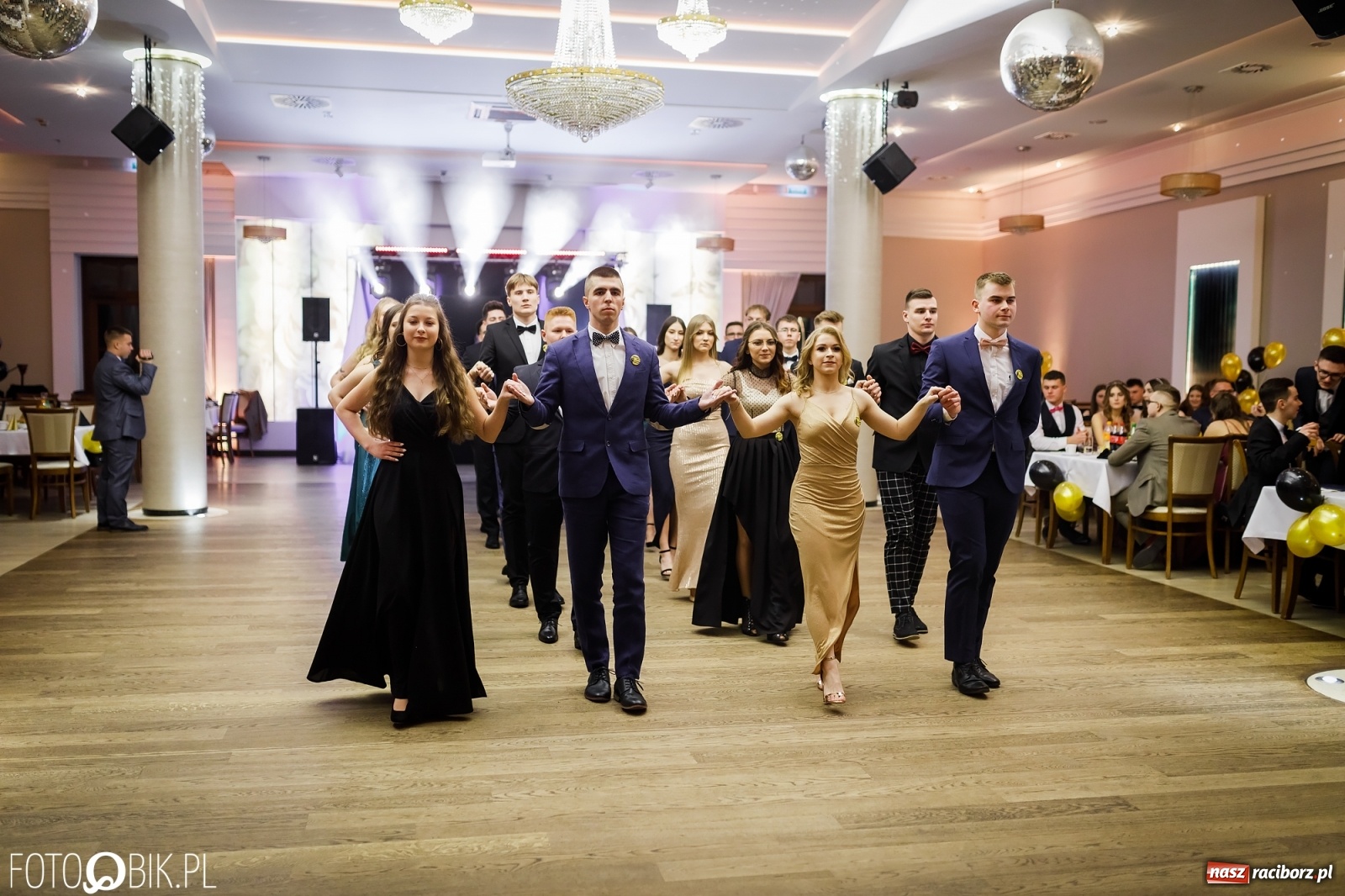 Zdjęcie w galerii na portalu naszraciborz.pl: Bal maturalny raciborskiego Ekonomika [FOTO i WIDEO] wiadomości z regionu