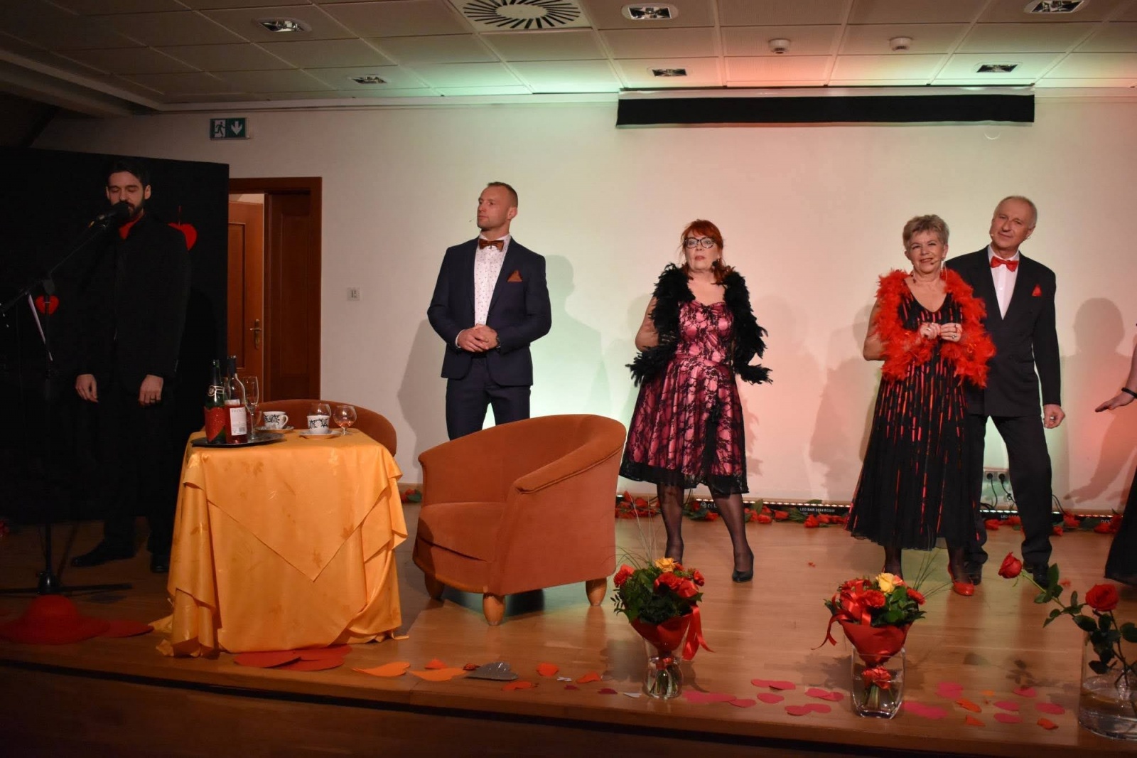 Zdjęcie w galerii na portalu naszraciborz.pl: Na zamku zapachniało Walentynkami wiadomości z regionu